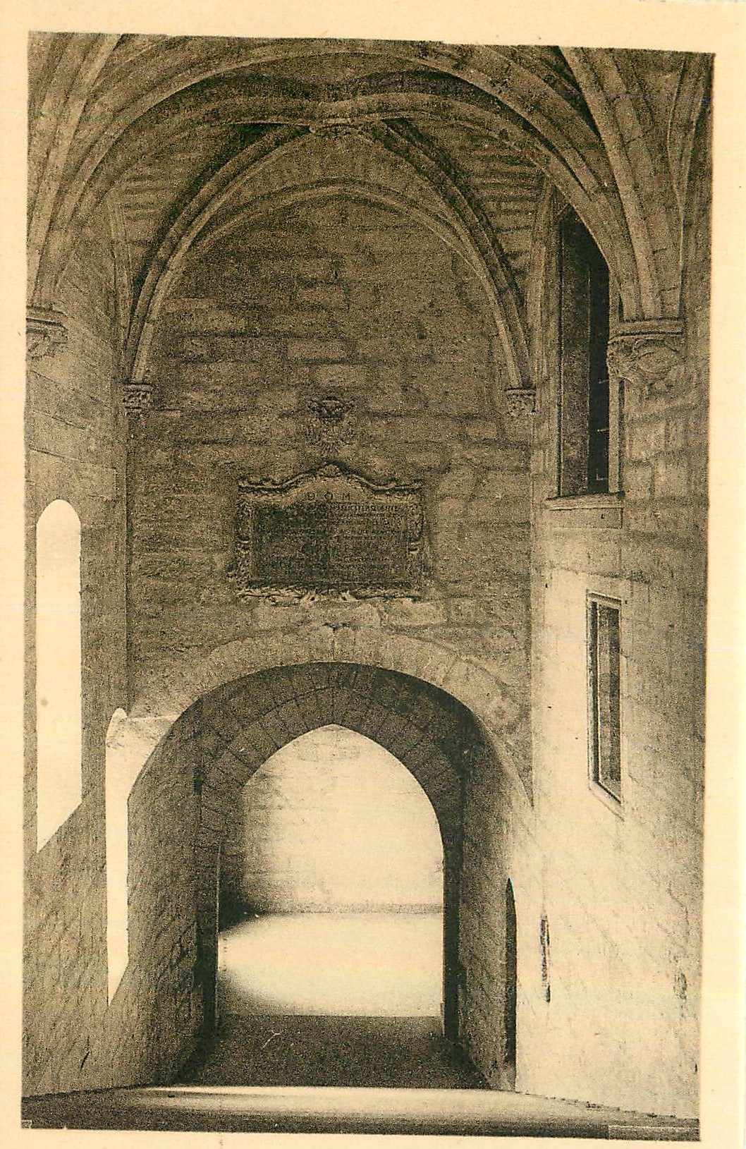 CPA Avignon Palais des Papes Escaliers d'Honneur 