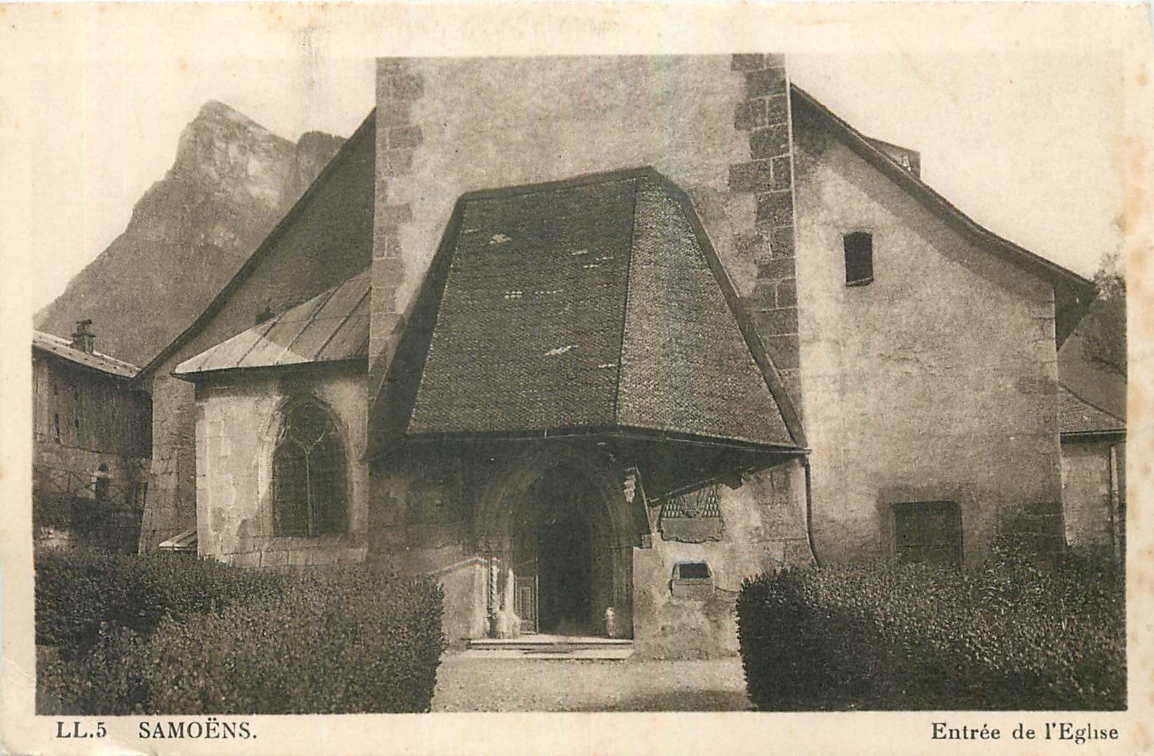 CPA Samoens Entree de l'Eglise 