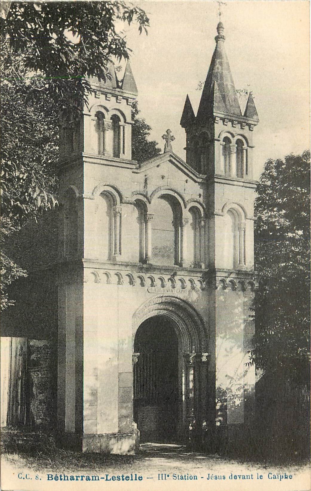 CPA Betharram Lestelle III Station Jesus devant le Carphe 