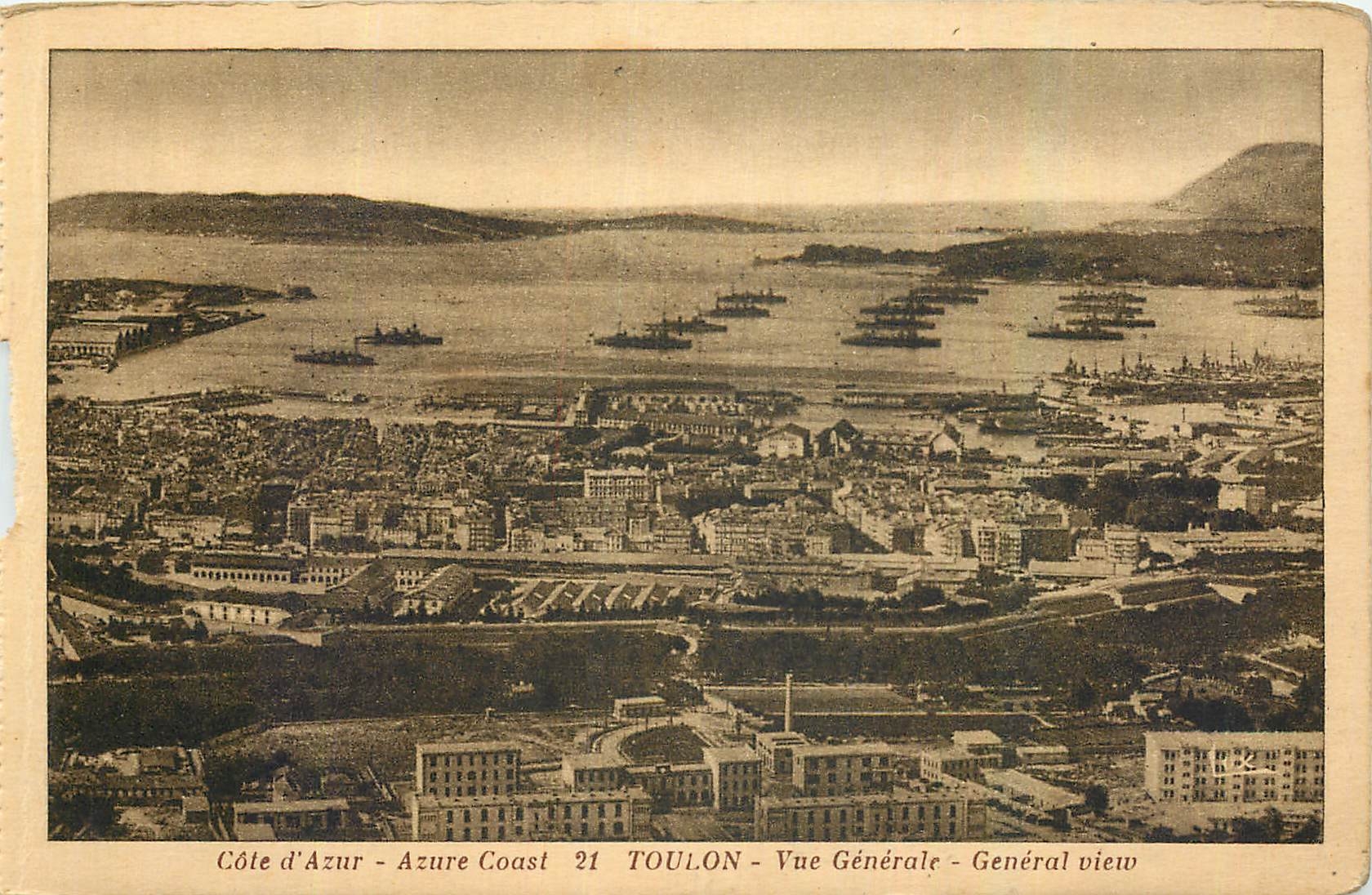 CPA Cote d'Azur Toulon Vue generale Bateaux