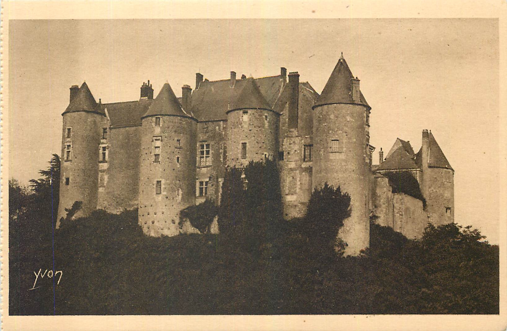 CPA La Douce France Chateaux de la Loire Chateau de Luynes
