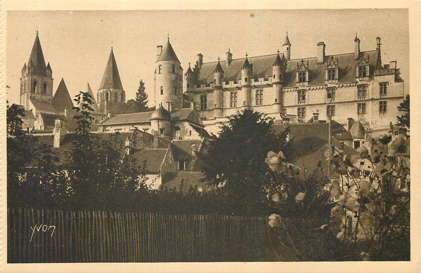 CPA La Douce France Chateaux de la Loire Chateau de Loches 