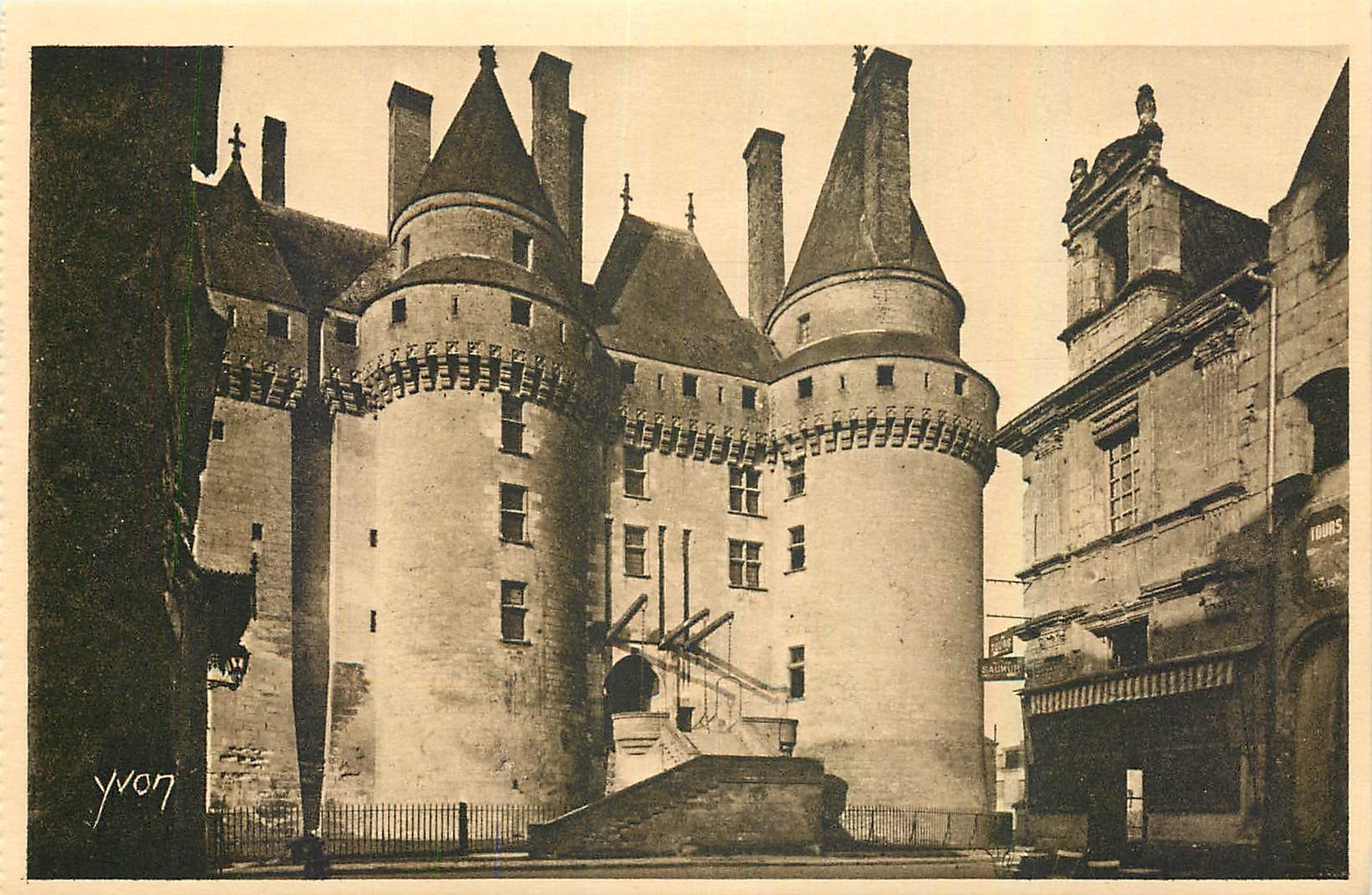 CPA La Douce France Chateaux de la Loire Le Chateau de Langeais 