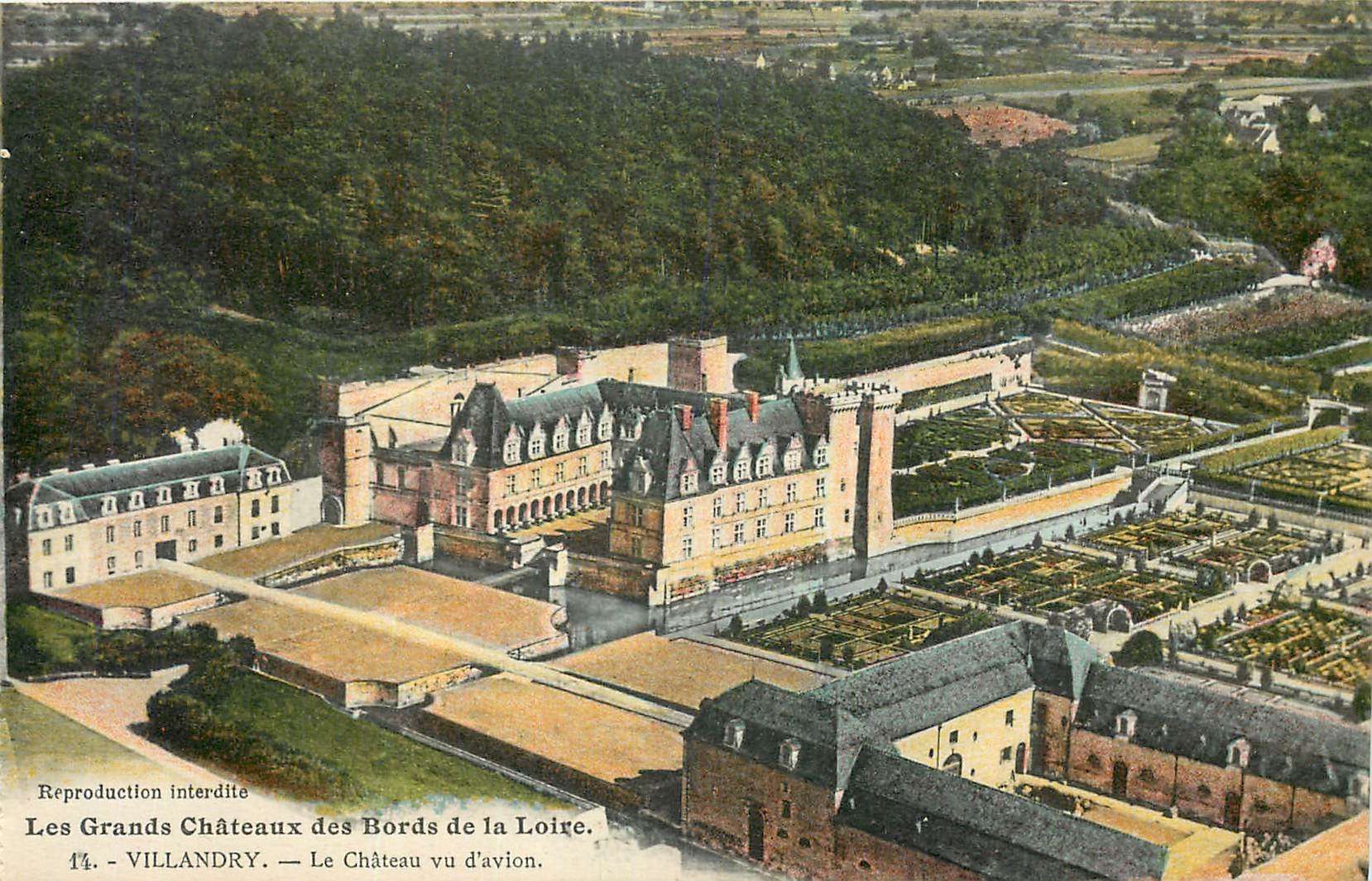 CPA Les Grands Chateaux des Bords de la Loire Villandry Le Chateau vu d'avion