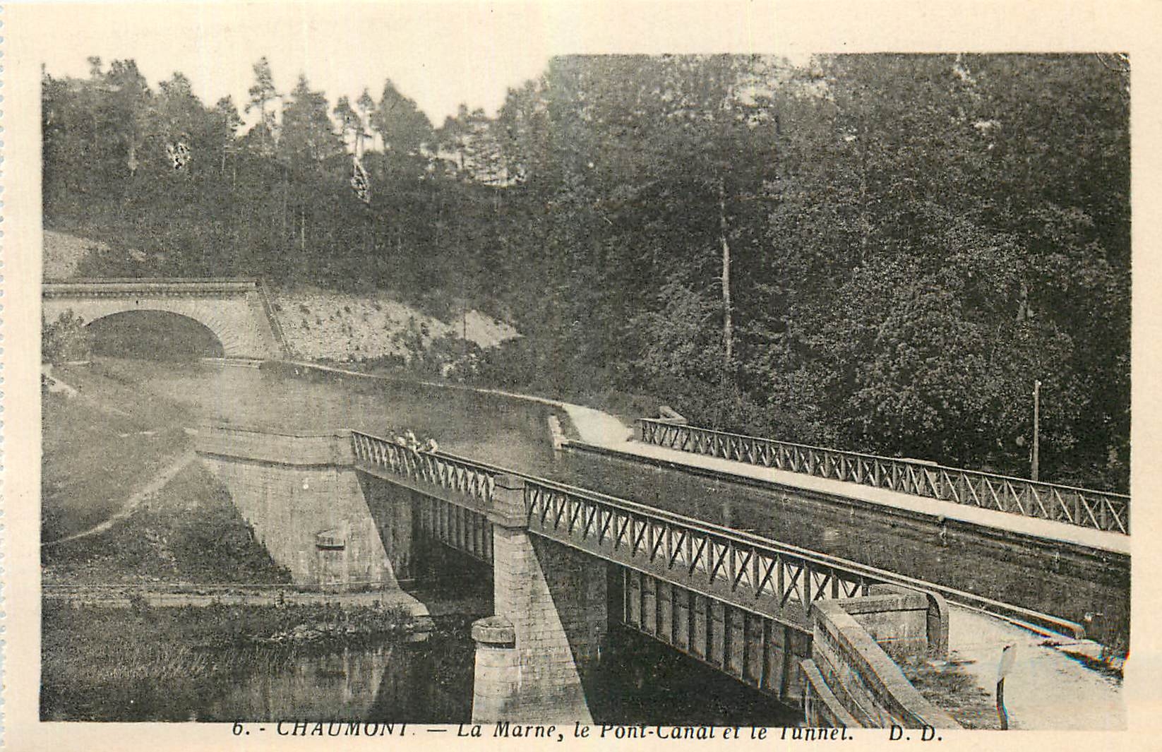CPA Chaumont La Marne le Pont Canal et le Tunnel 