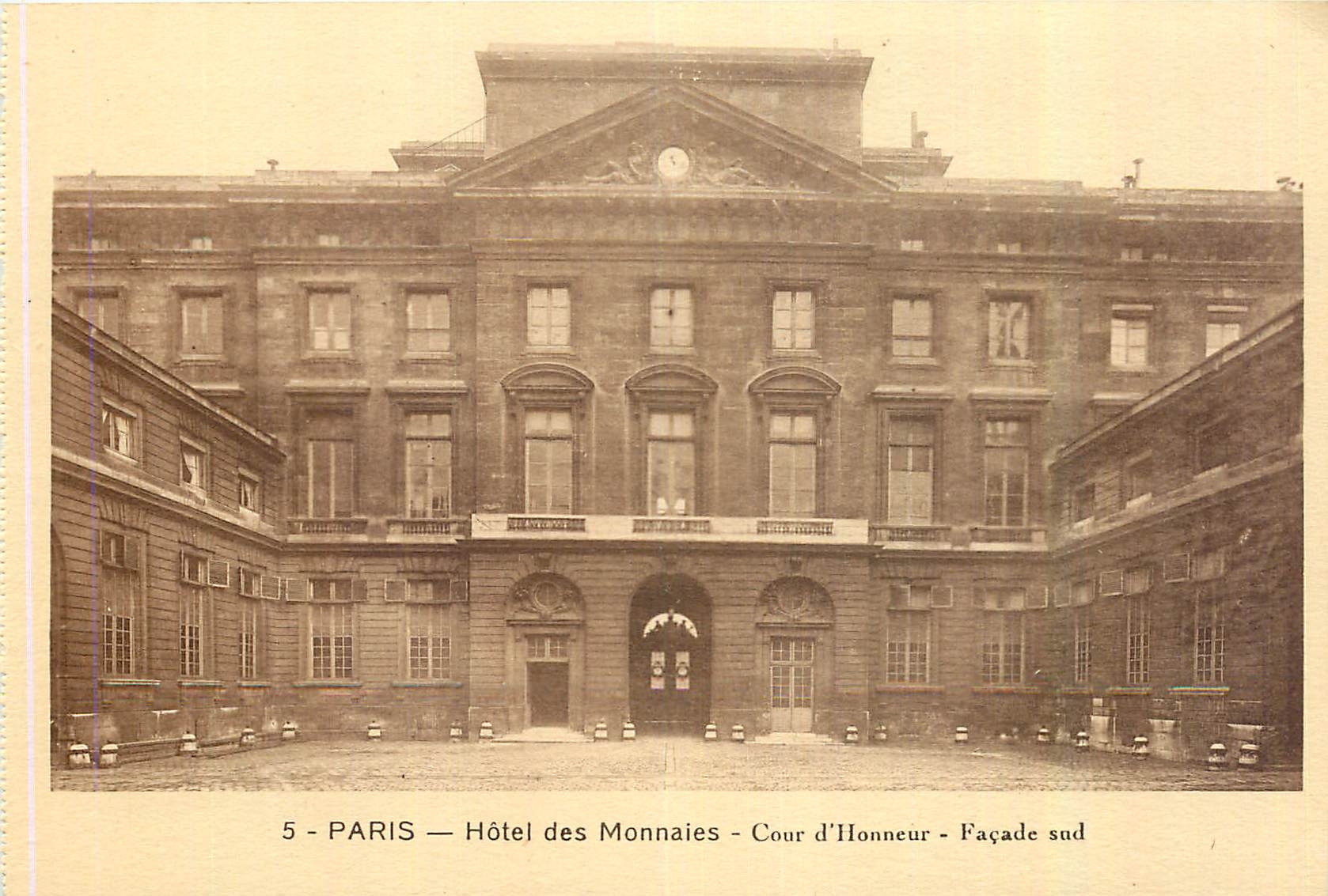 CPA Paris Hotel des Monnaies Cour d'Honneur Facade sud