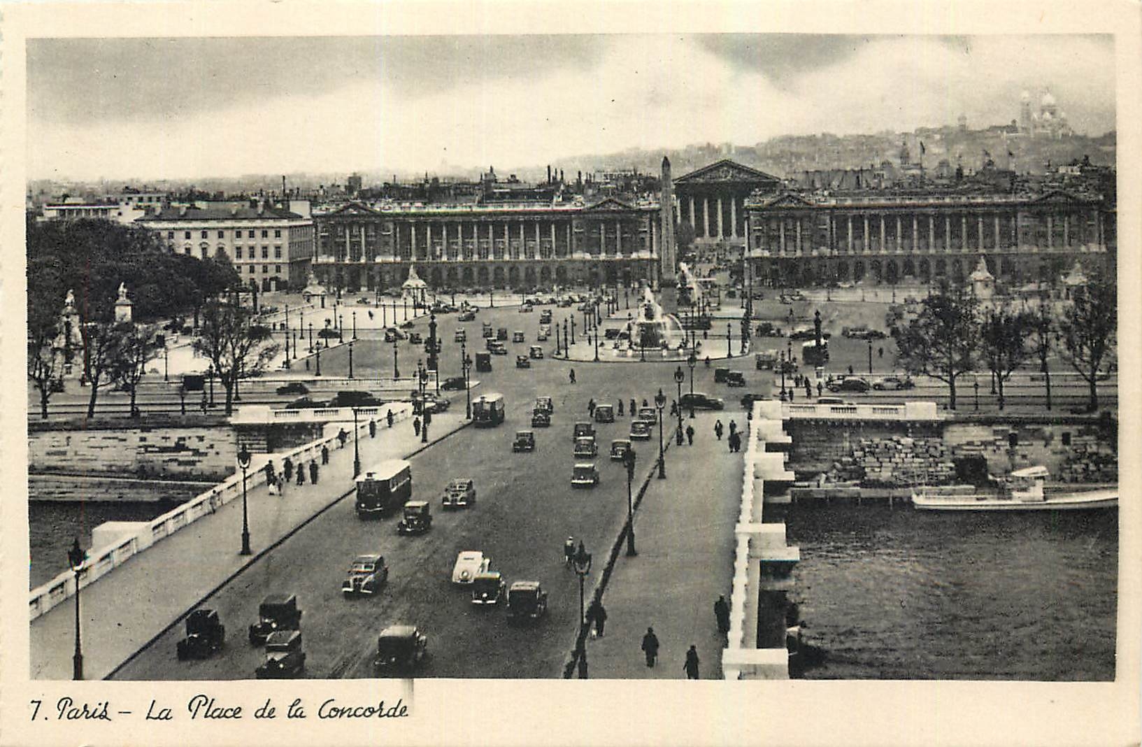 CPA Paris La Place de la Concorde 