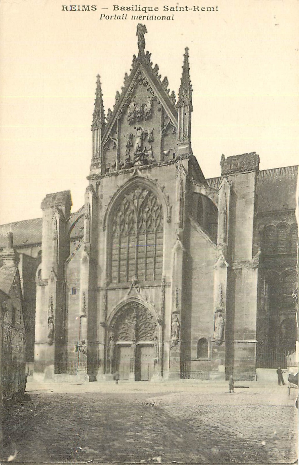 CPA Reims Basilique Saint Remi 