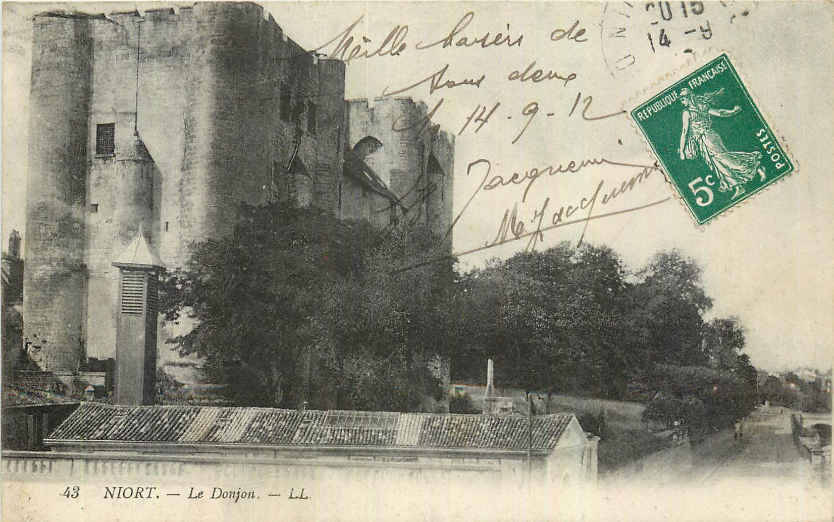 CPA Niort Le Donjon 