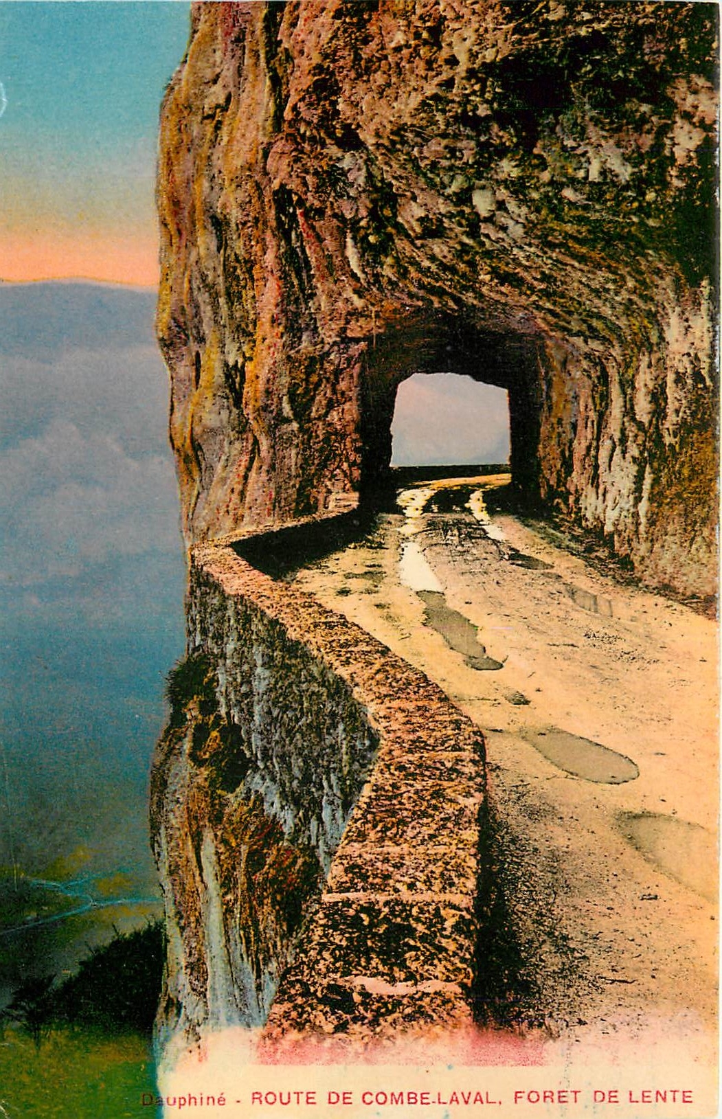 CPA Dauphine Route de Combe Laval Foret de Lente