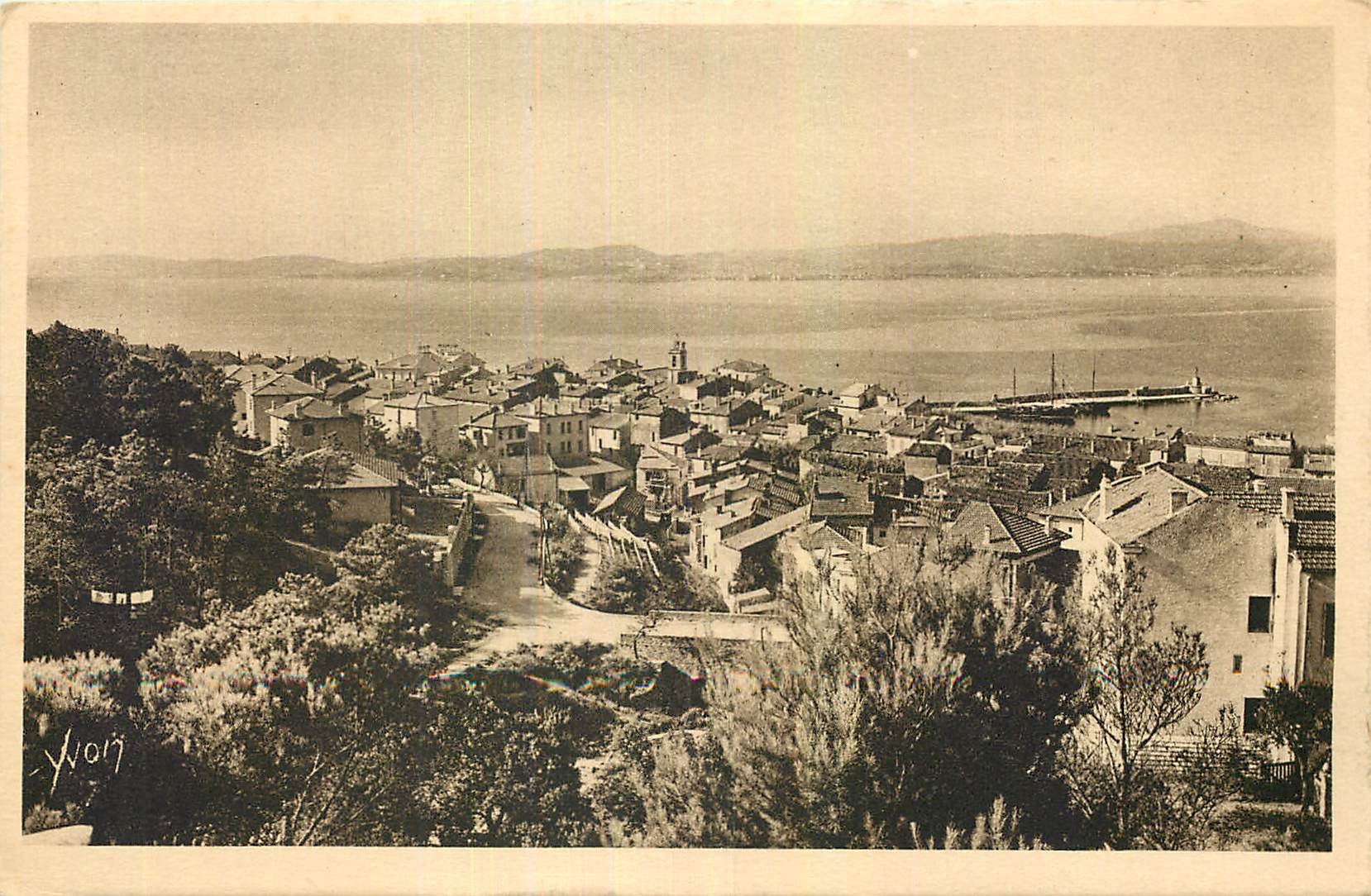 CPA Cote d'Azur Sainte Maxime sur Mer var Vue generale