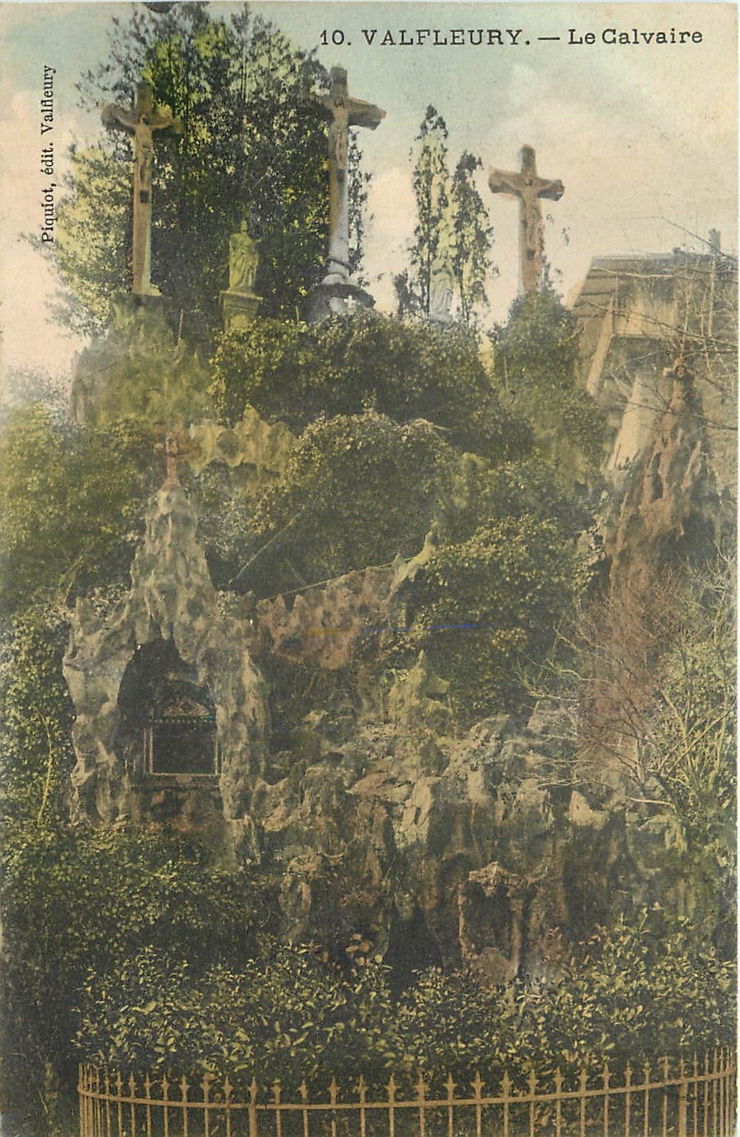 CPA Valfleury Le Calvaire 