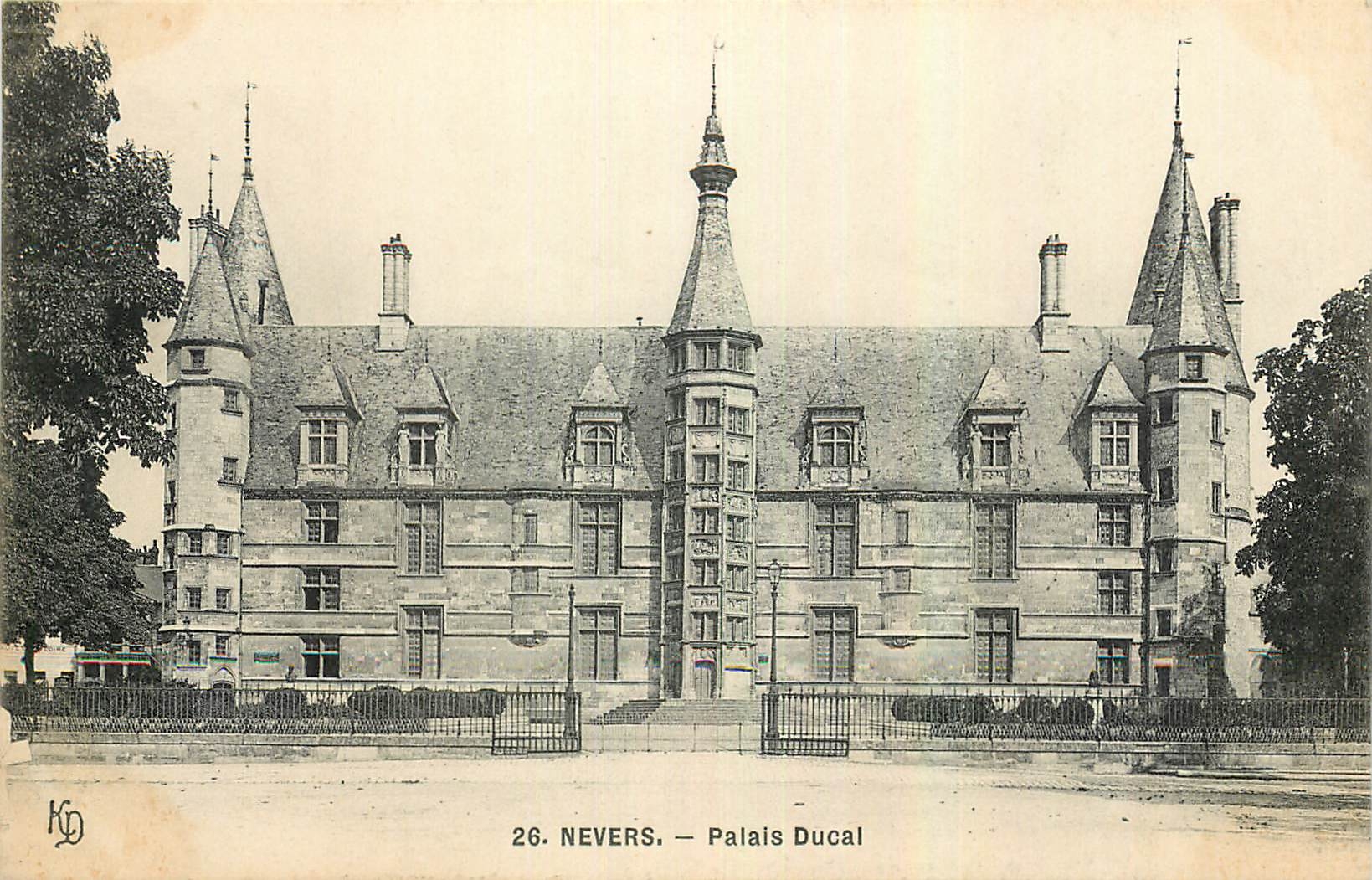 CPA Nevers Plaais Ducat 