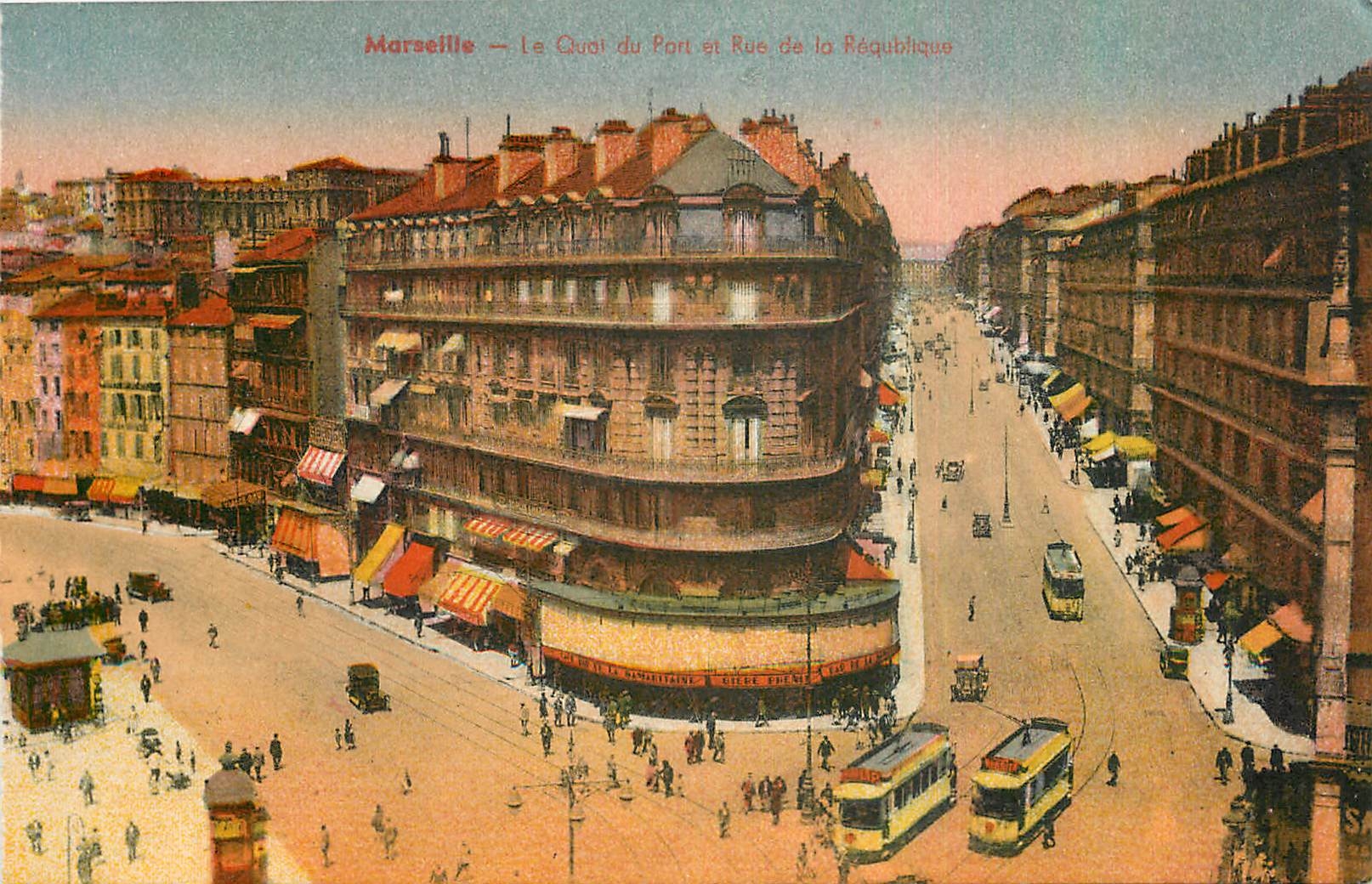 CPA Marseille Le Cour du Port et Rue