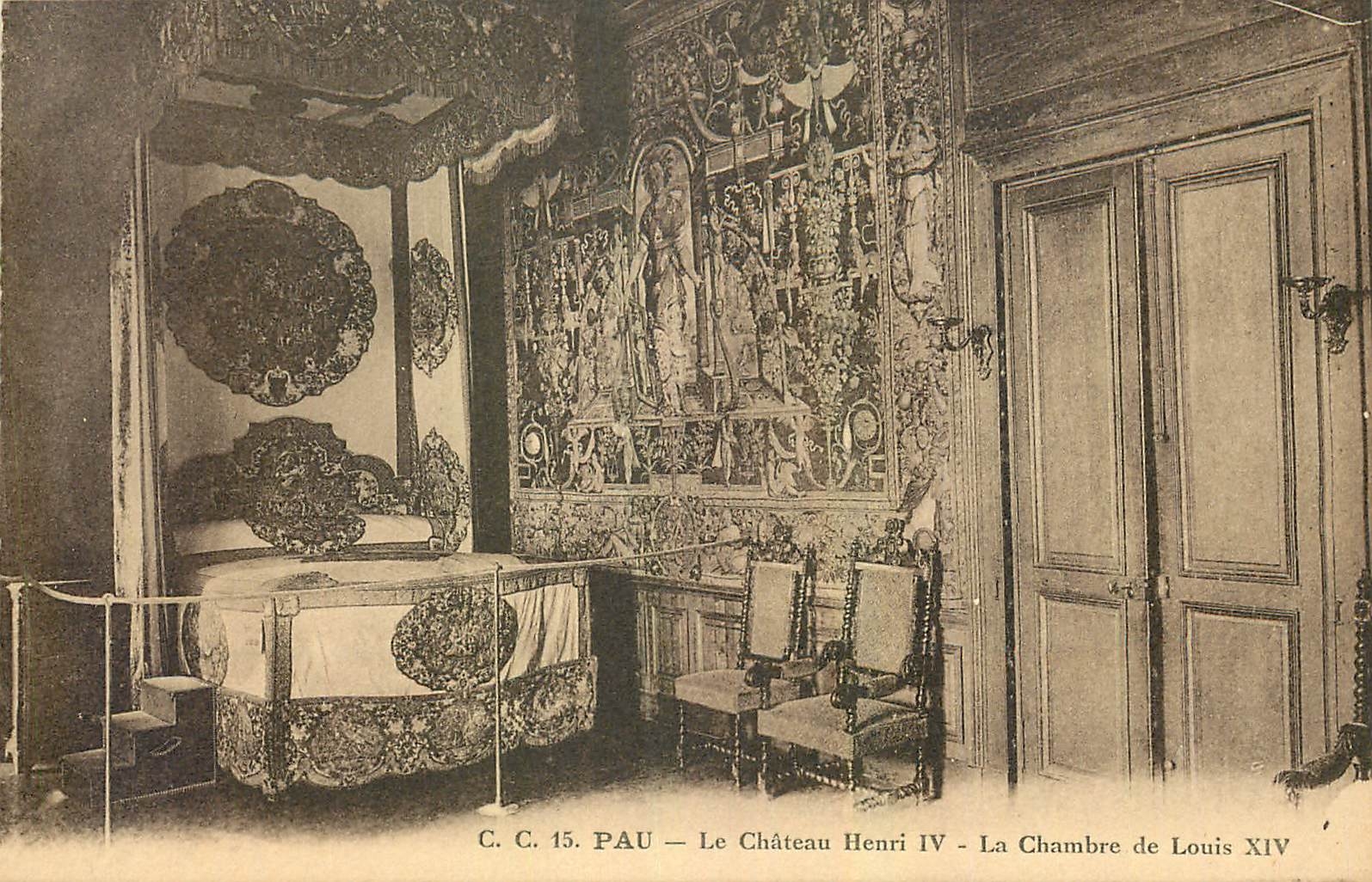 CPA Pau Le Chateau Henri IV La Chambre de Louis XIV  
