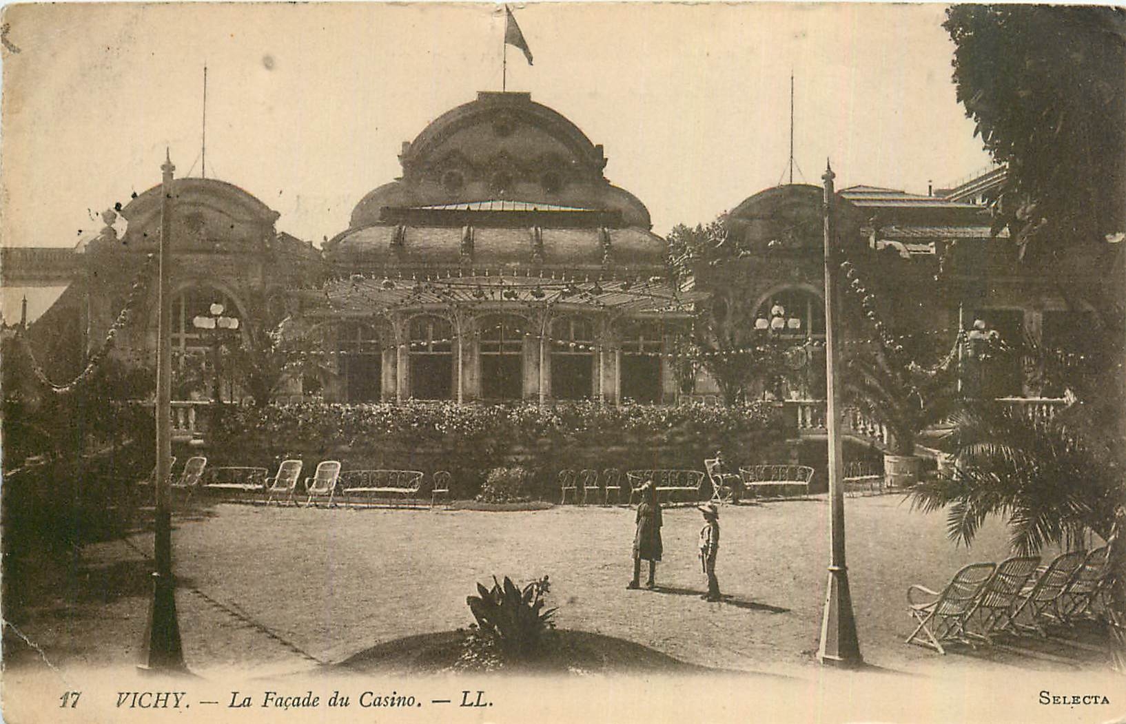 CPA Vichy La Facade du Casino 