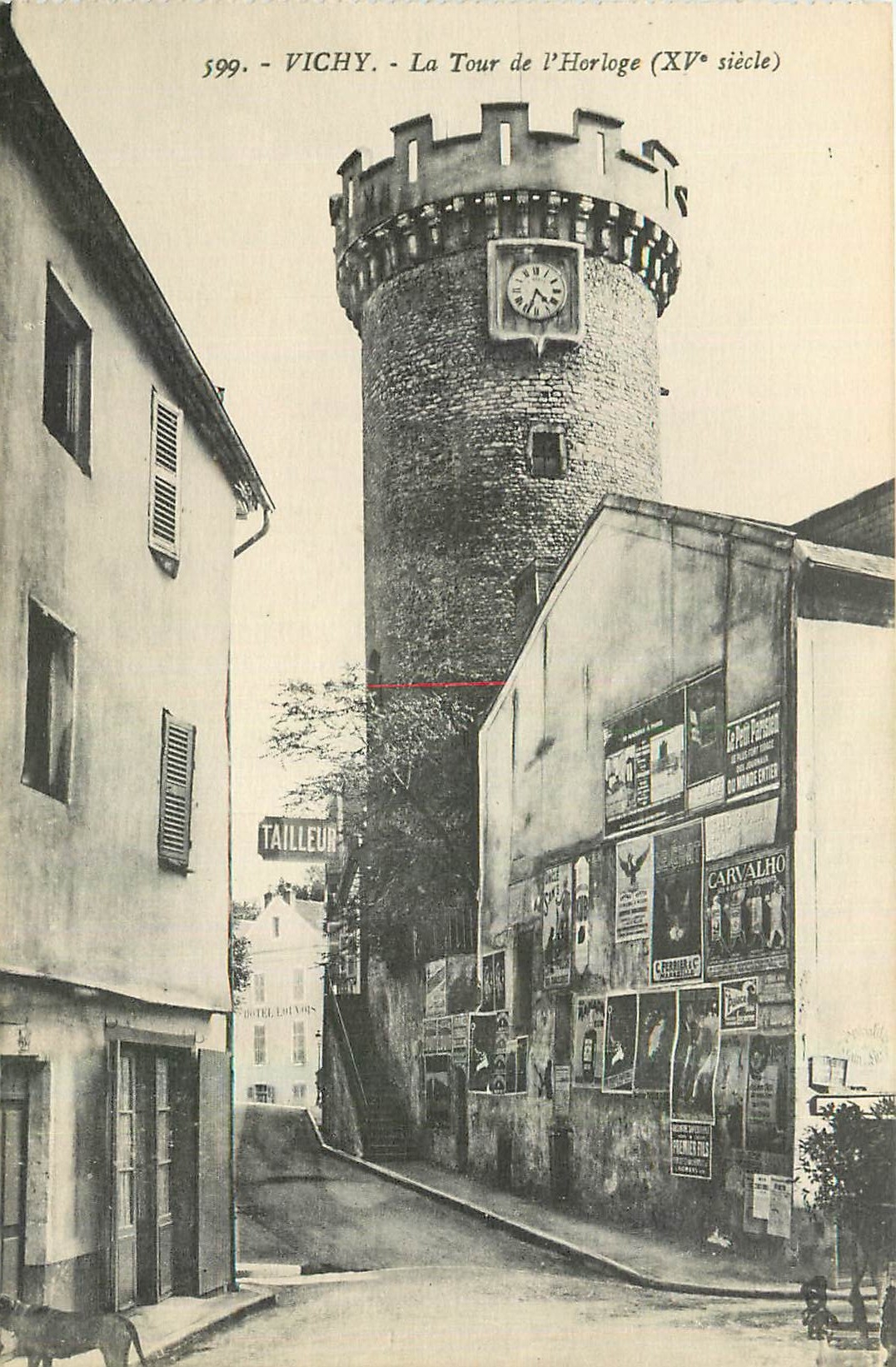 CPA Vichy La Tour de l'Horloge 