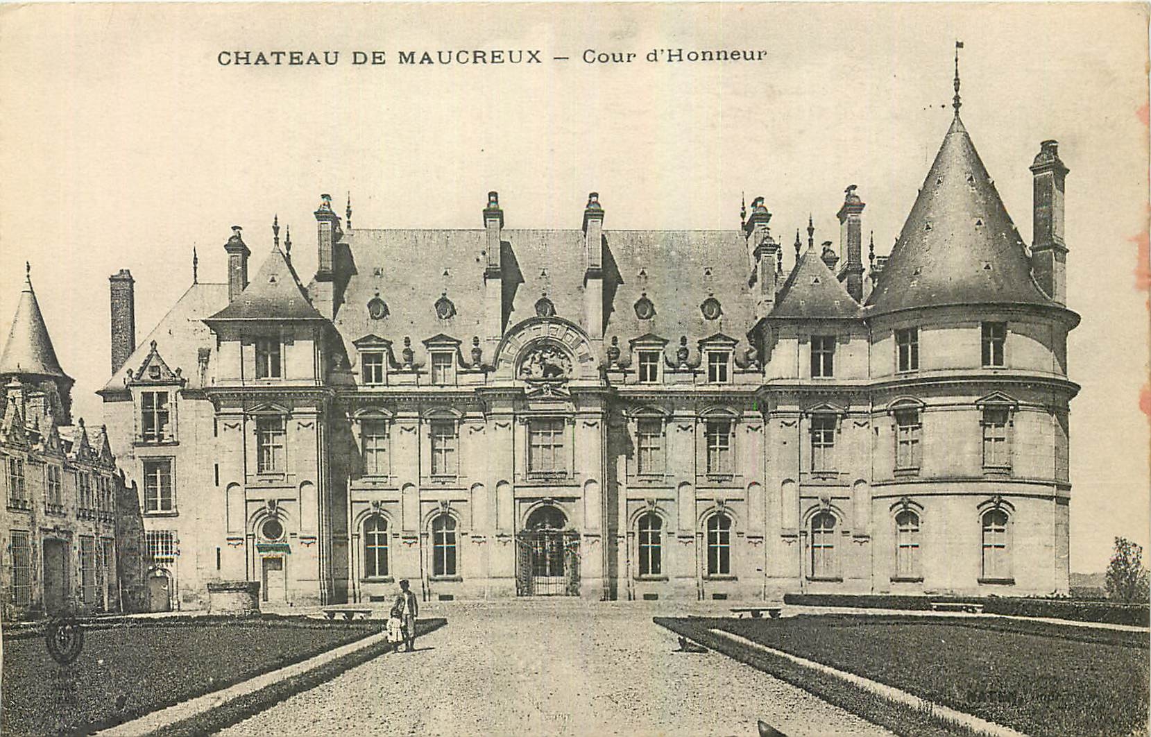 CPA Chateau de Maucreux Cour d'Honneur 