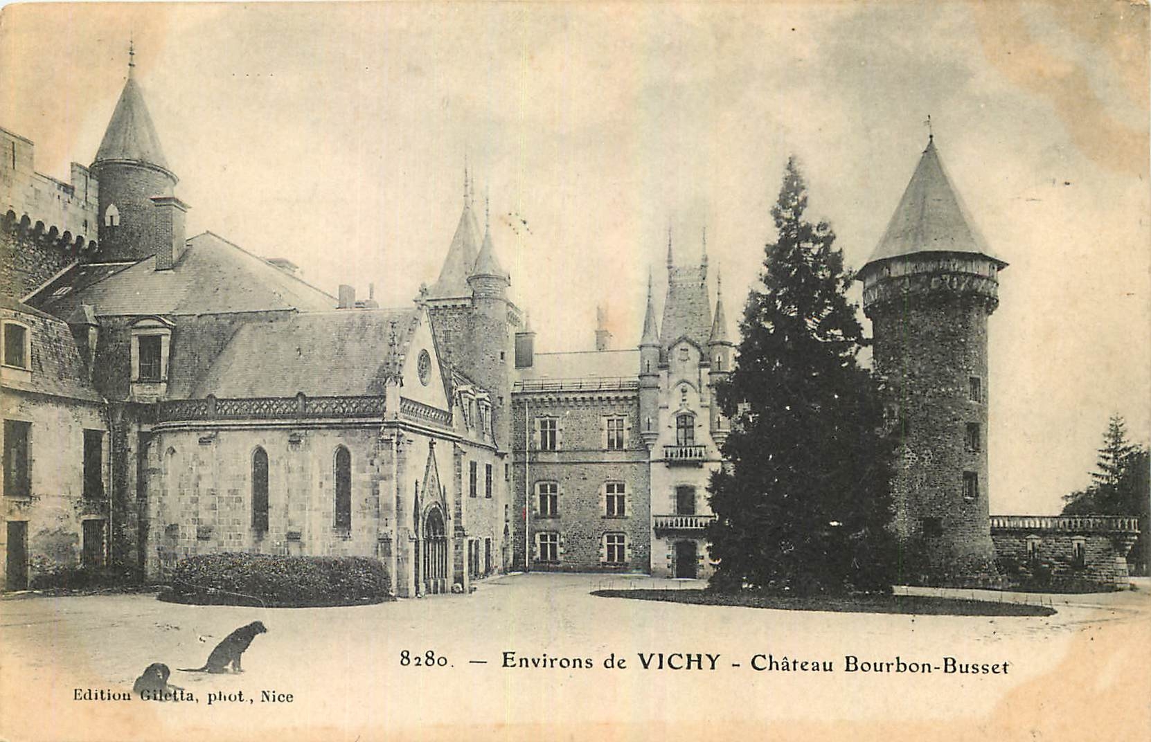 CPA Environs de Vichy Chateau Bourbon Busset