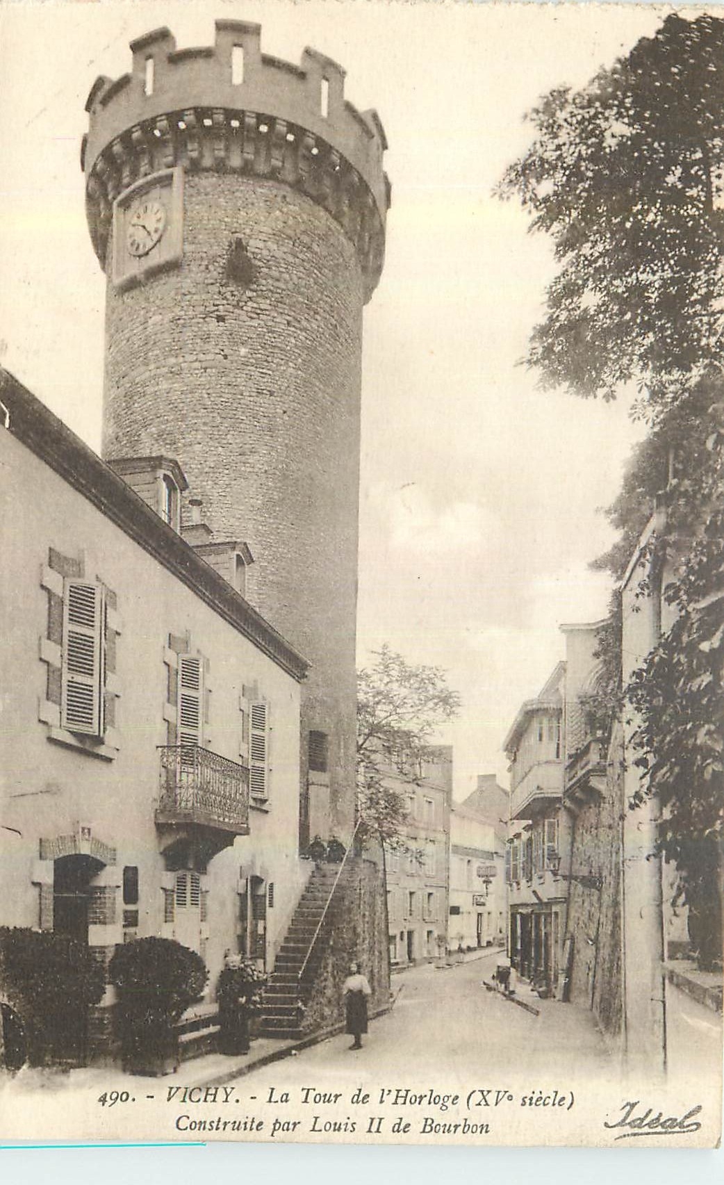 CPA Vichy La Tour de l'Horloge 