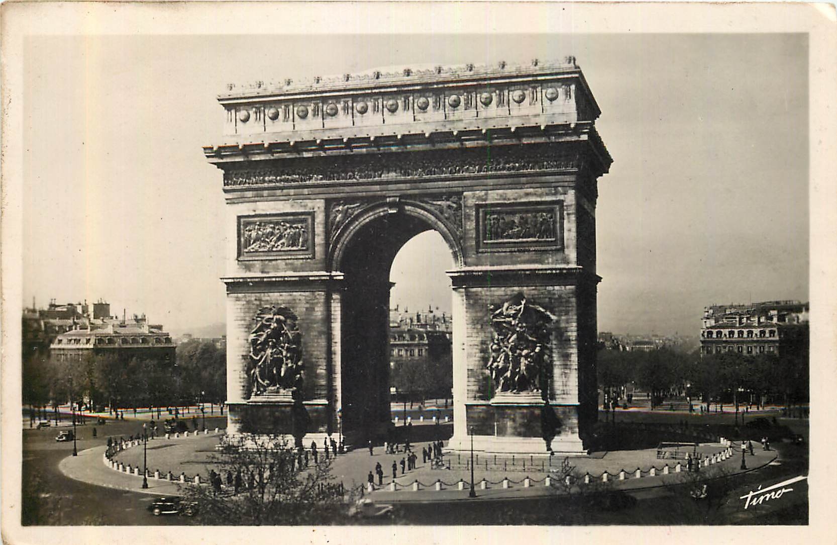 CPA Paris L'Arc de Triomphe de l'Etoile 