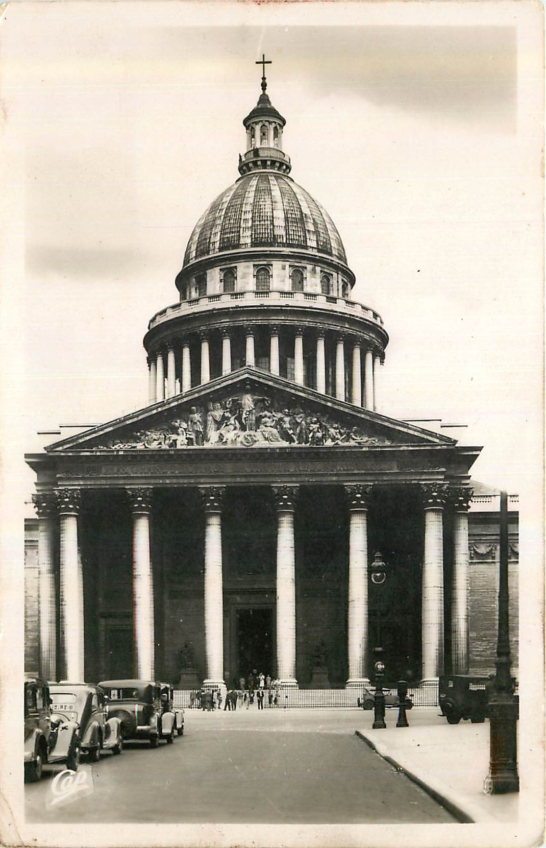 CPA Paris Le Pantheon 