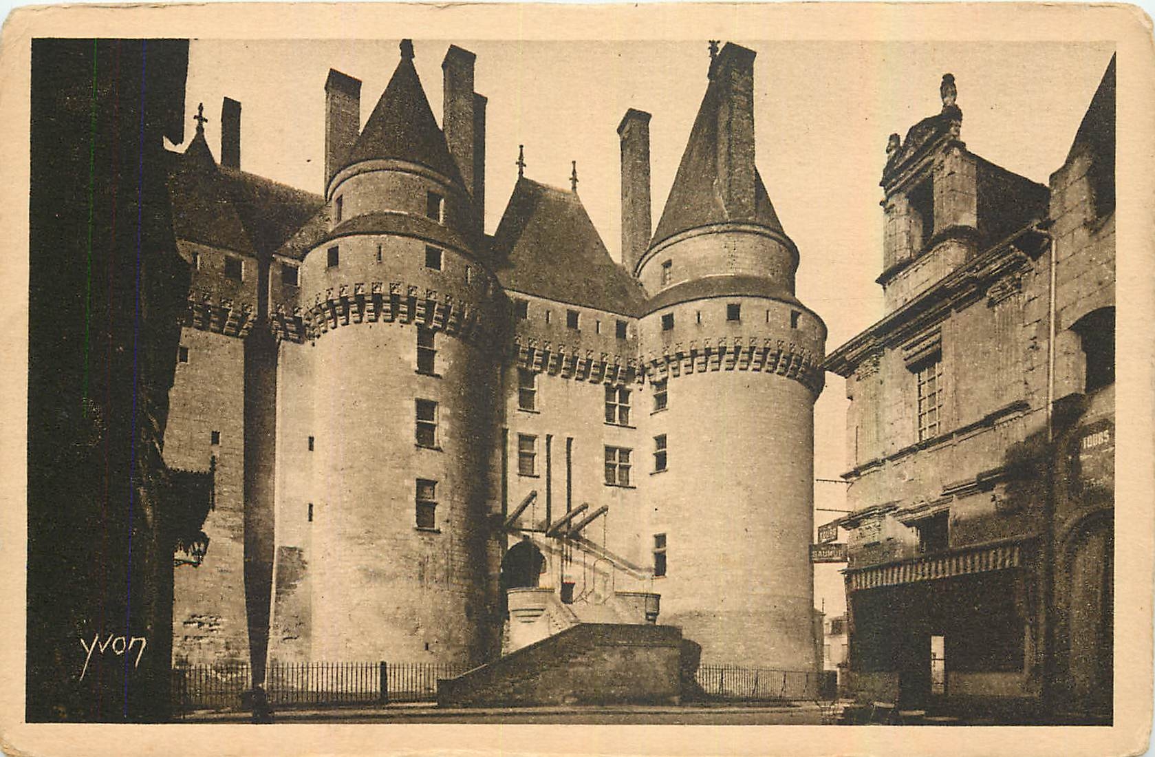 CPA La Douce France Chateaux de la Loire Chateau de Langeais 