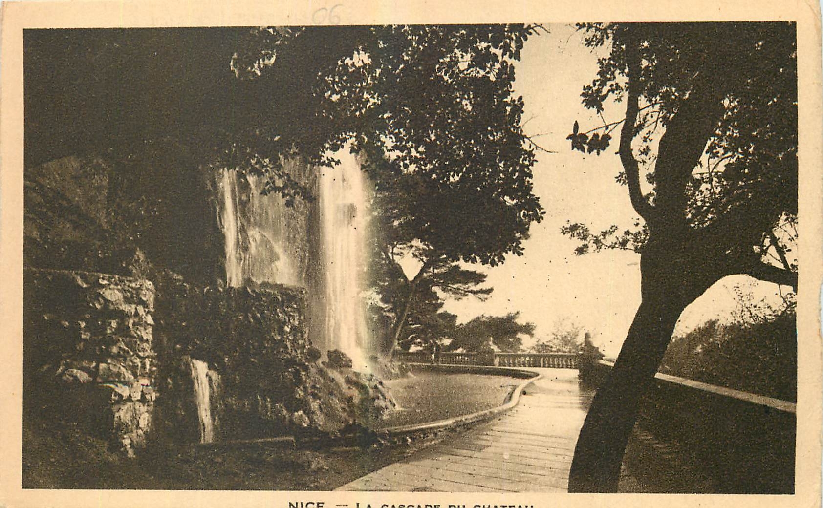CPA Nice La Cascade du Chateau 