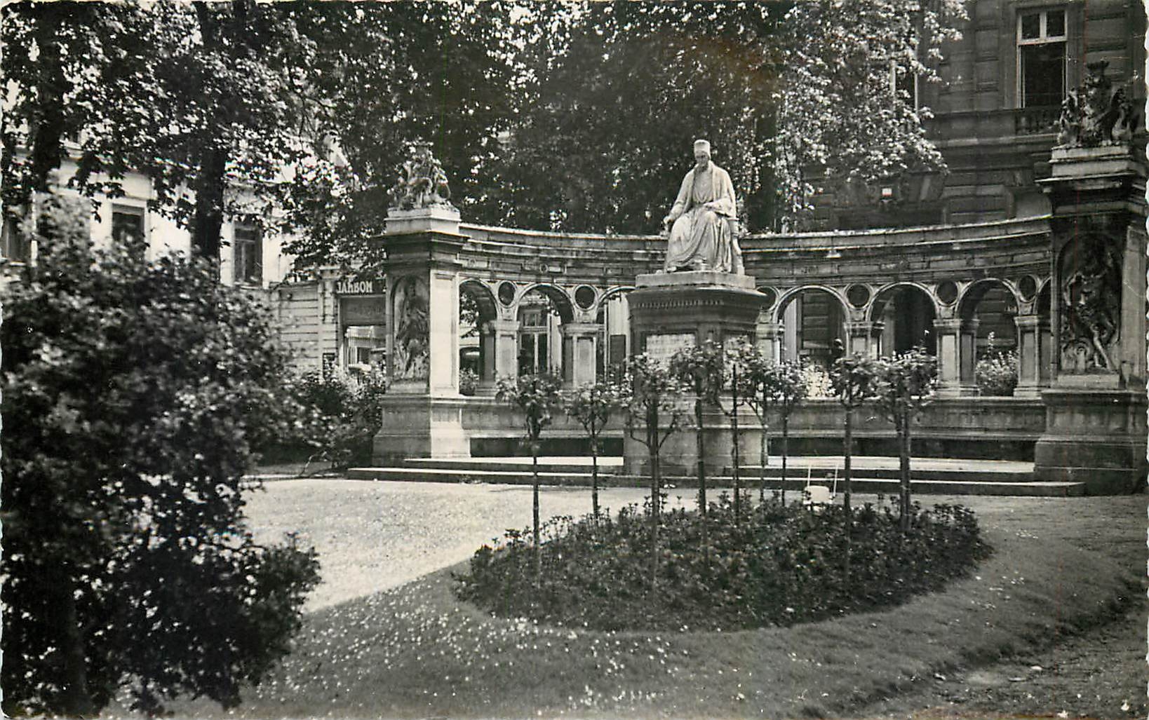 CPA Valenciennes Nord Jehan Froissart Chronigueur par Henri Lemaire 