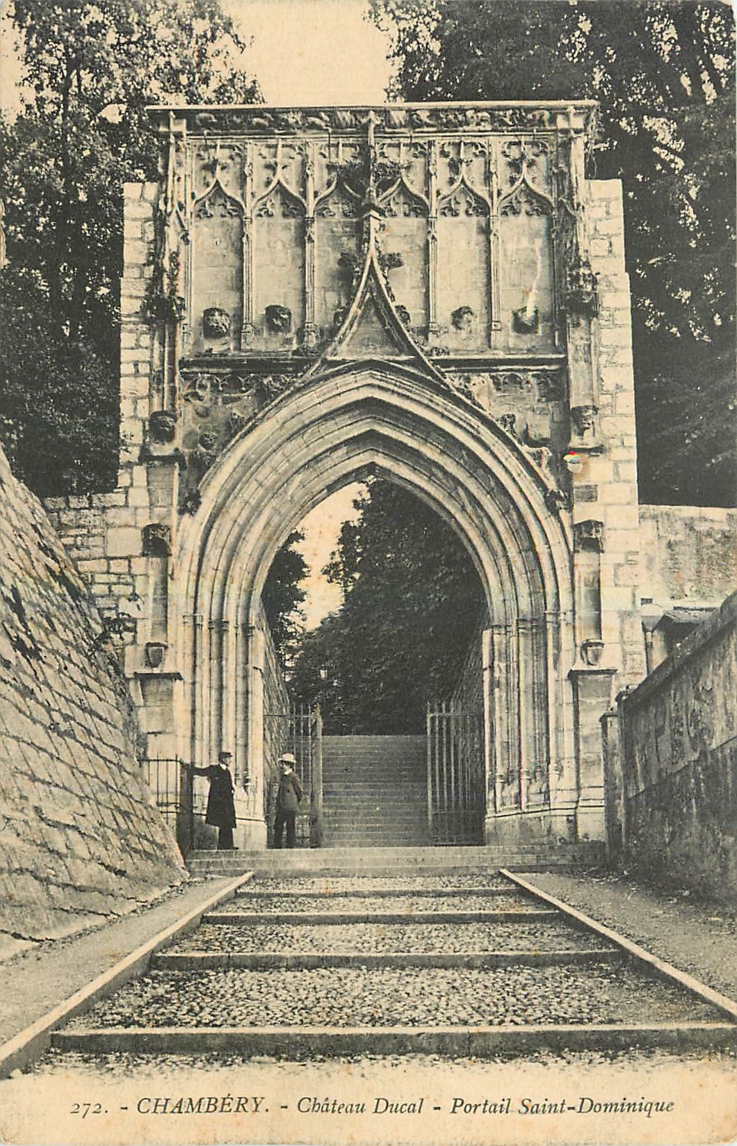 CPA Chambery Chateau Ducal Portail saint Dominique 