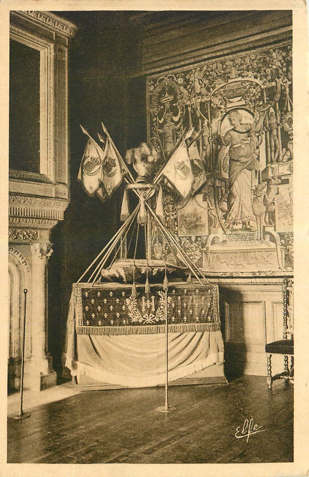 CPA Pyrenees Ocean Pau le Chateau le Berceau d'Henri IV 