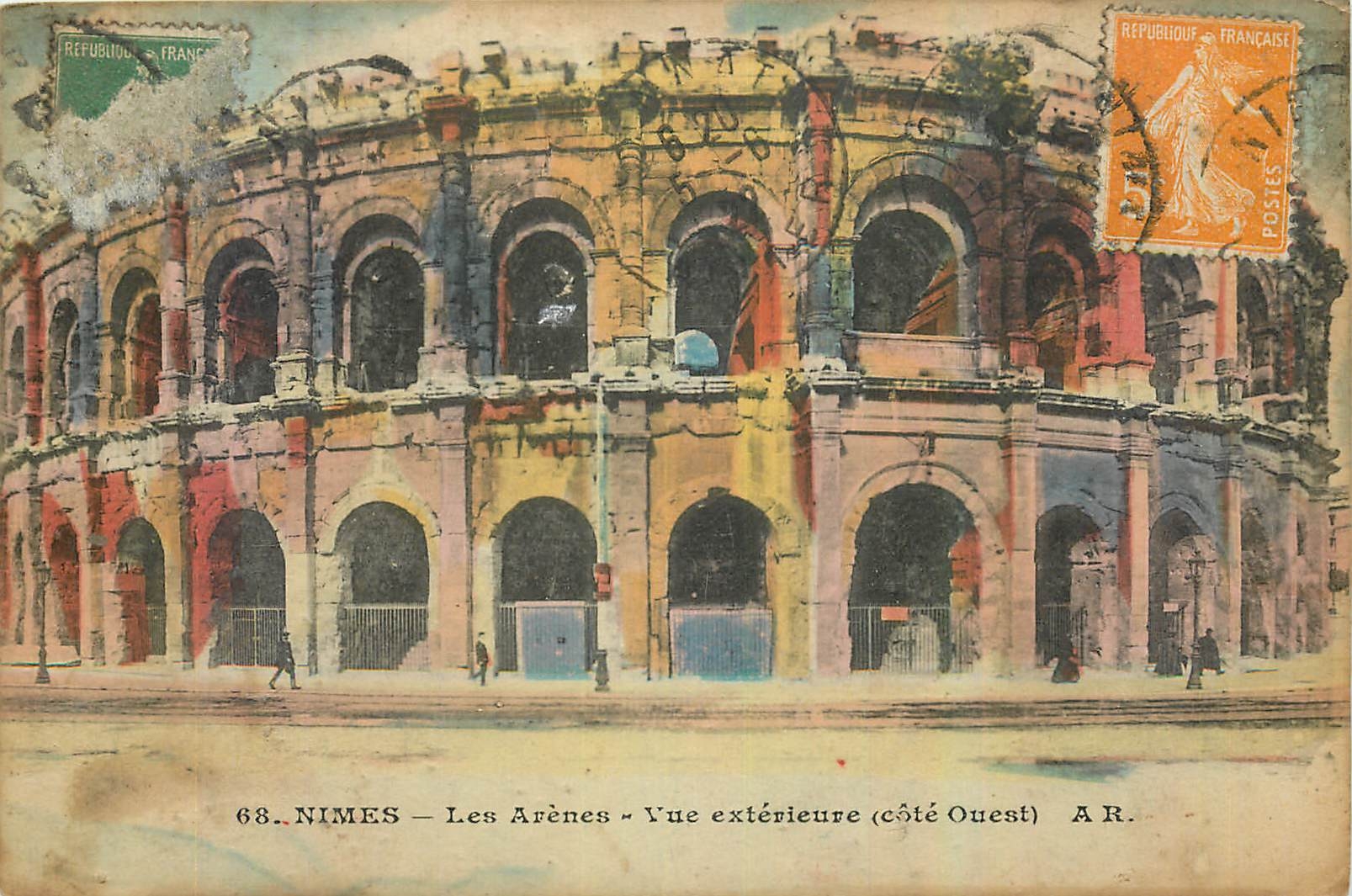 CPA Nimes Les Arenes Vue exterieure cote Ouest 
