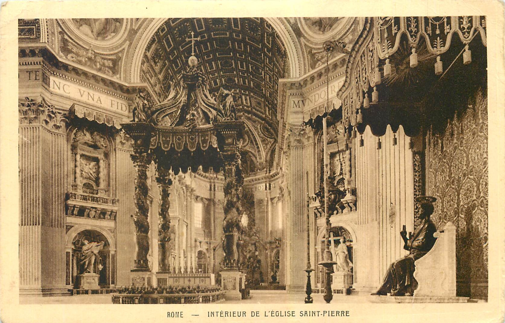 CPA Rome Interieur de l'Eglise Saint Pierre