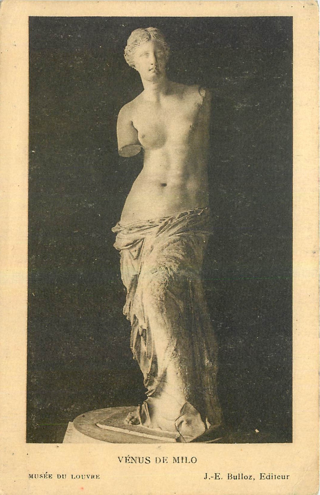 CPA Venus de Milo Musee du Louvre 