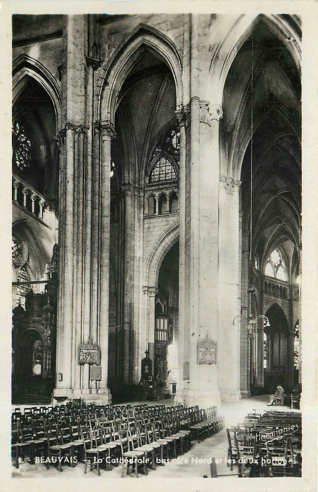 CPA Beauvais La Cathedrale bas cote Nord 