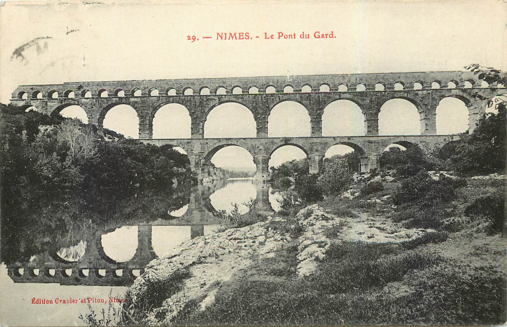 CPA Nimes le Pont du Gard 