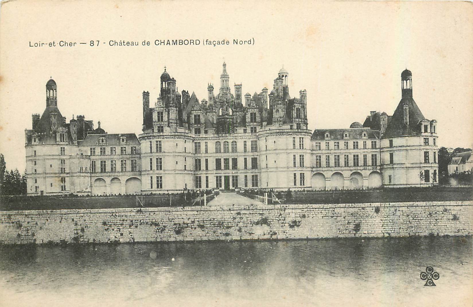 CPA Loir et Cher Chateau de Chambord Facade Nord 