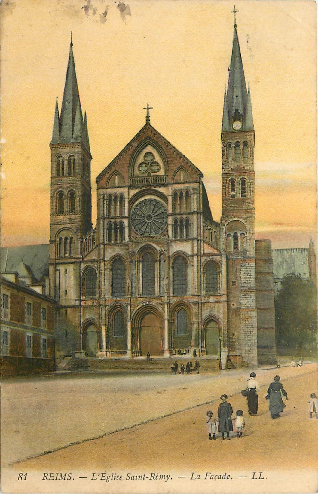 CPA Reims l'Eglise Saint Remy La Facade 