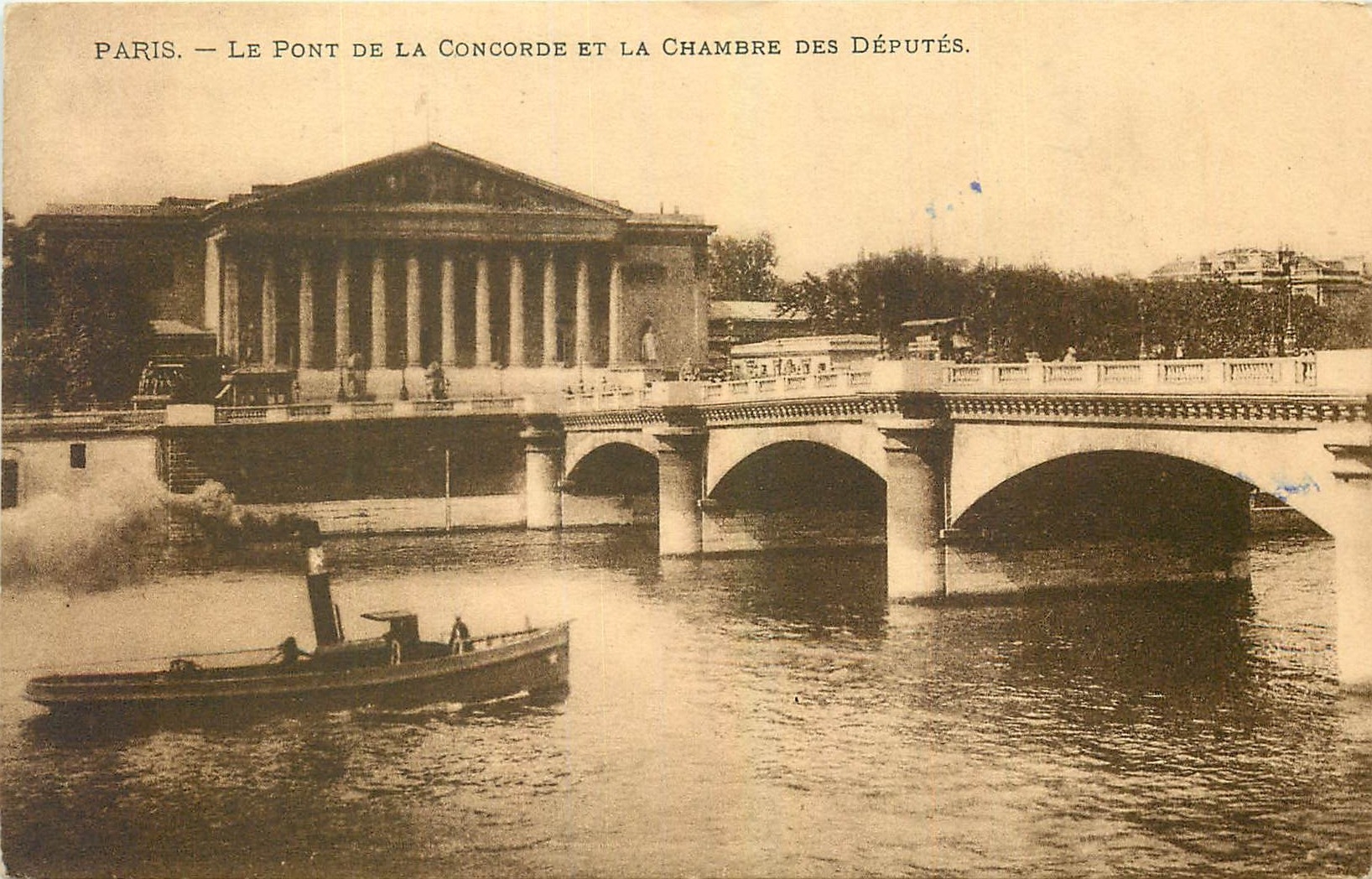 CPA Paris Le Pont de la Concorde et la Chambre des Deputes Bateau
