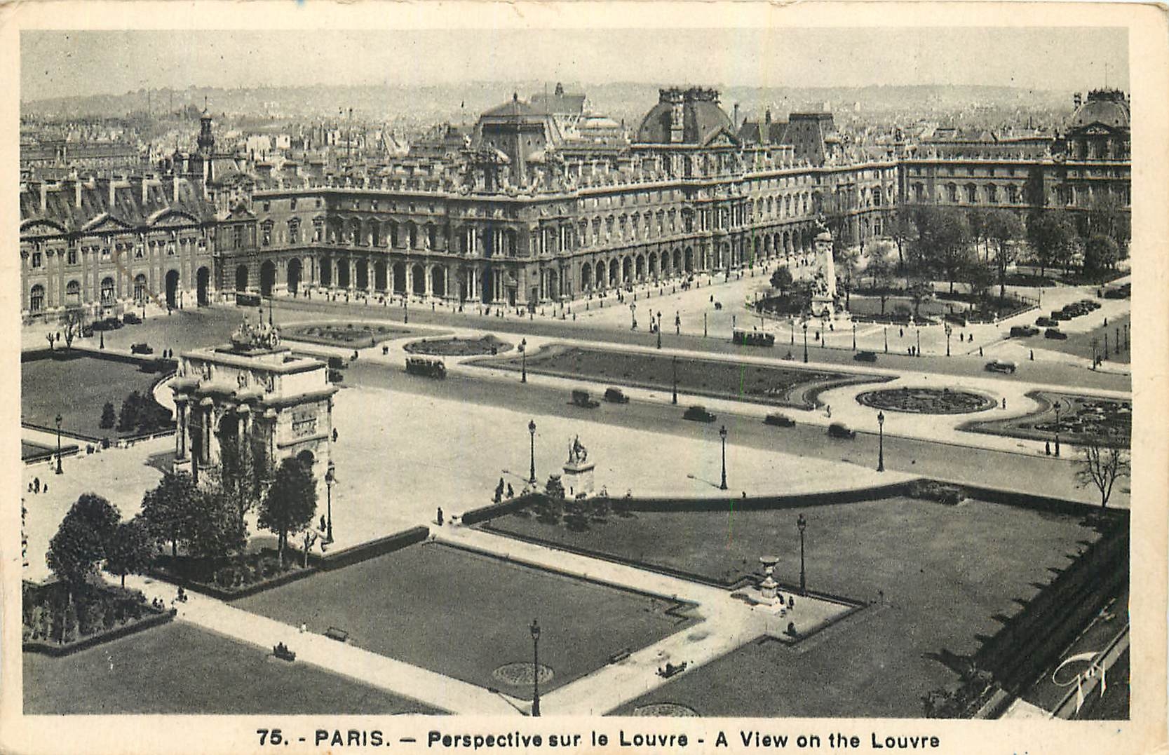 CPA Paris Perspective sur le Louvre 
