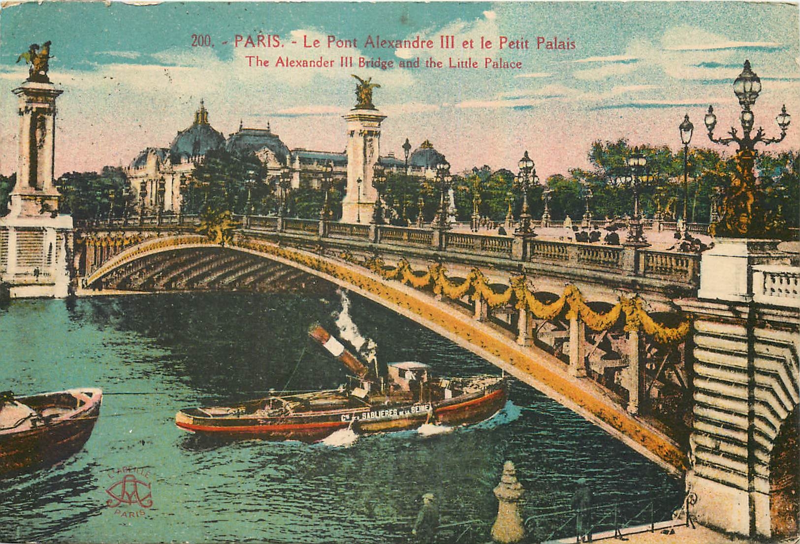 CPA Paris Le Pont Alexandre III et le Petit Palais Bateau