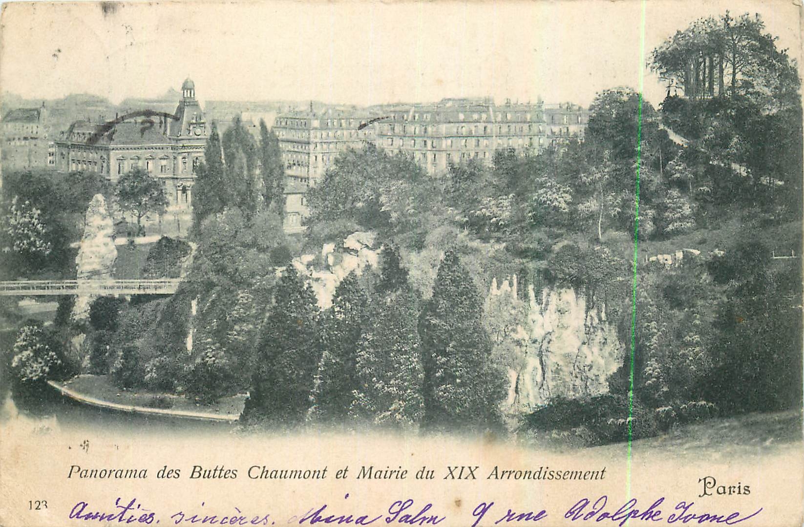 CPA Panorama des Buttes Chaumont et Mairie du XIX Arrondissement