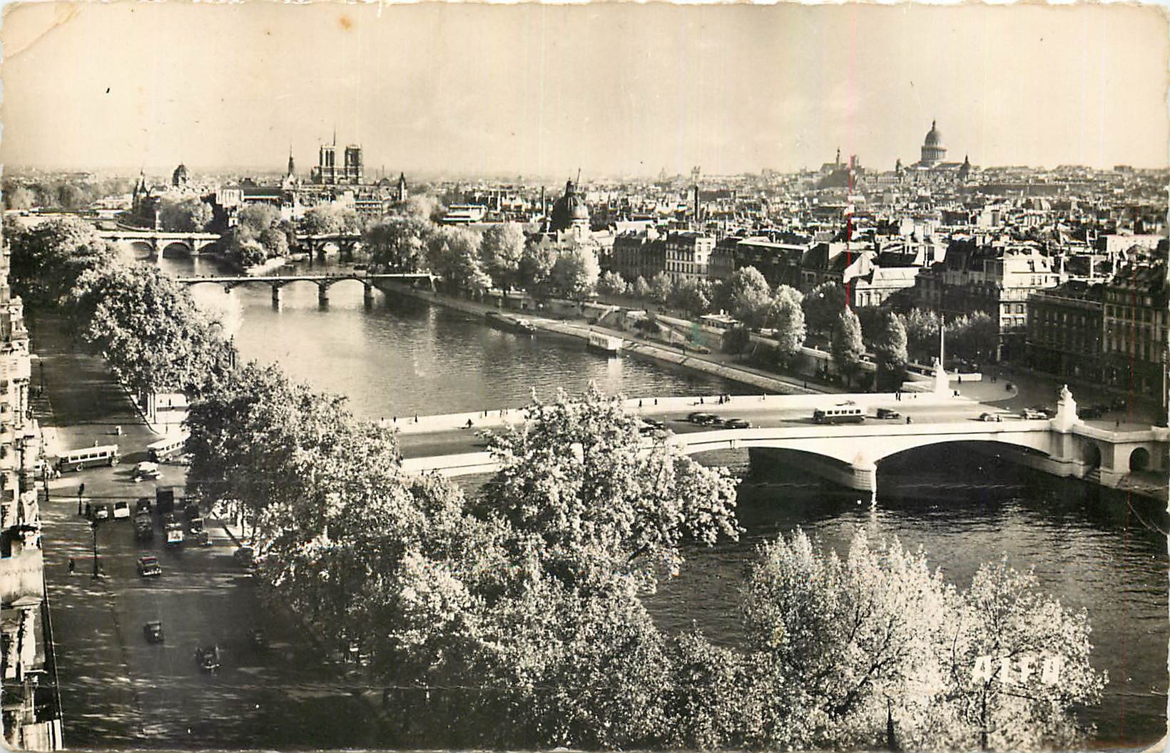 CPA Paris De la Pointe de l'Ile de la Cite au Pont du Carrousel 