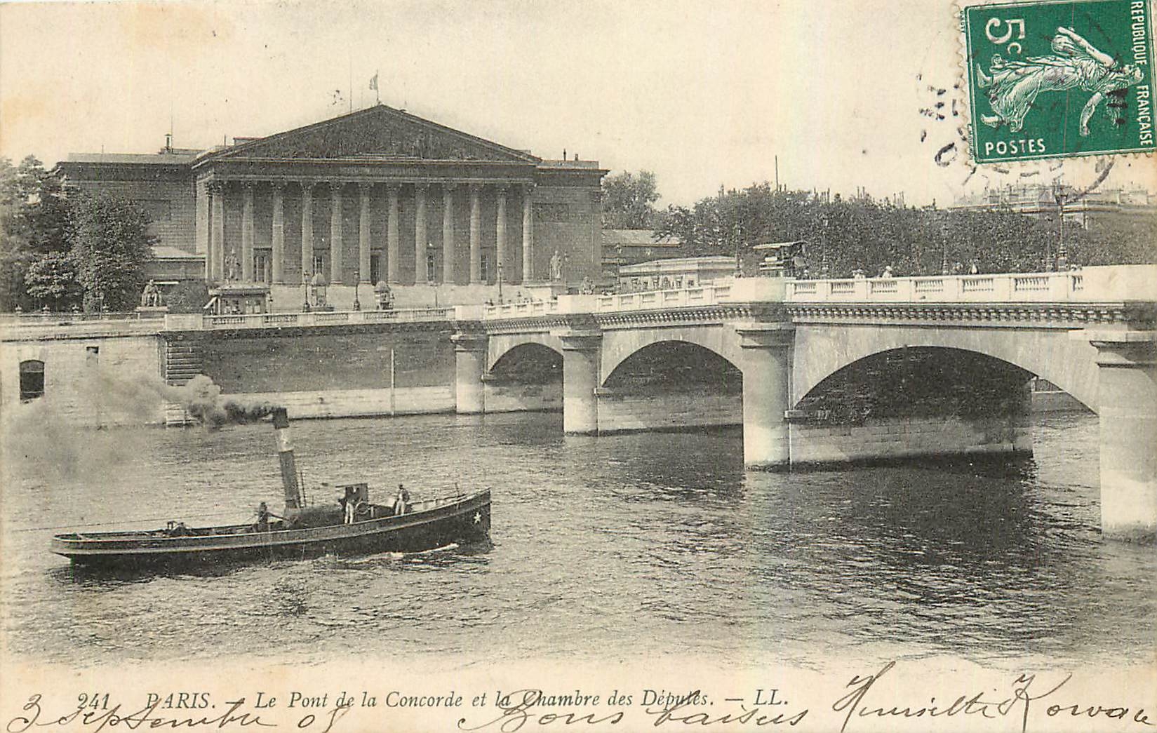 CPA Paris Le Pont de la Concorde et la Chambre des Deputes Bateau