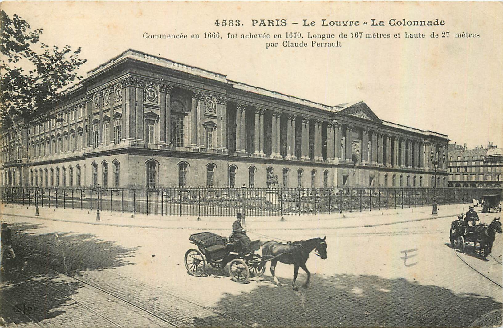 CPA Paris Le Louvre La Colonnad 