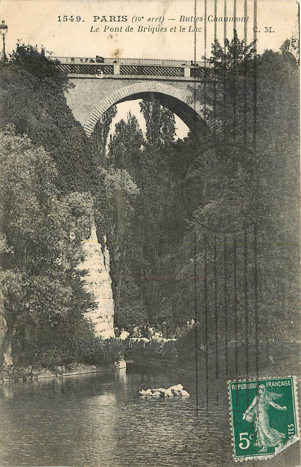 CPA Paris Le Pont de Briques et le Lac Buttes Chaumont