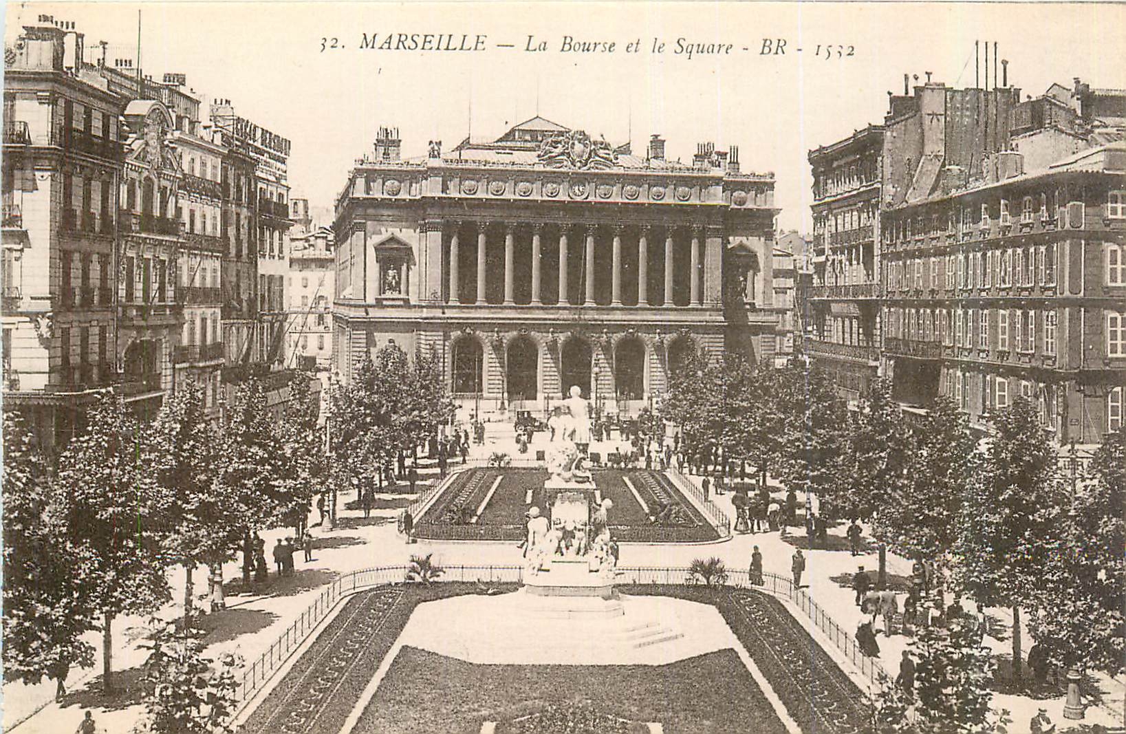 CPA Marseille La Bourse et le Square 