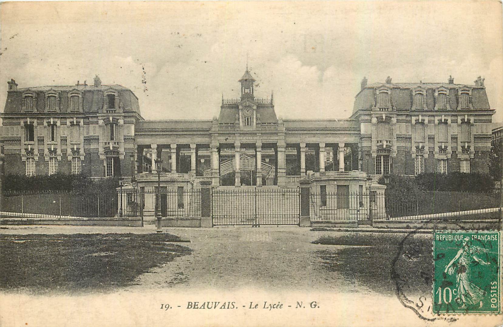 CPA Beauvais Le Lycee 