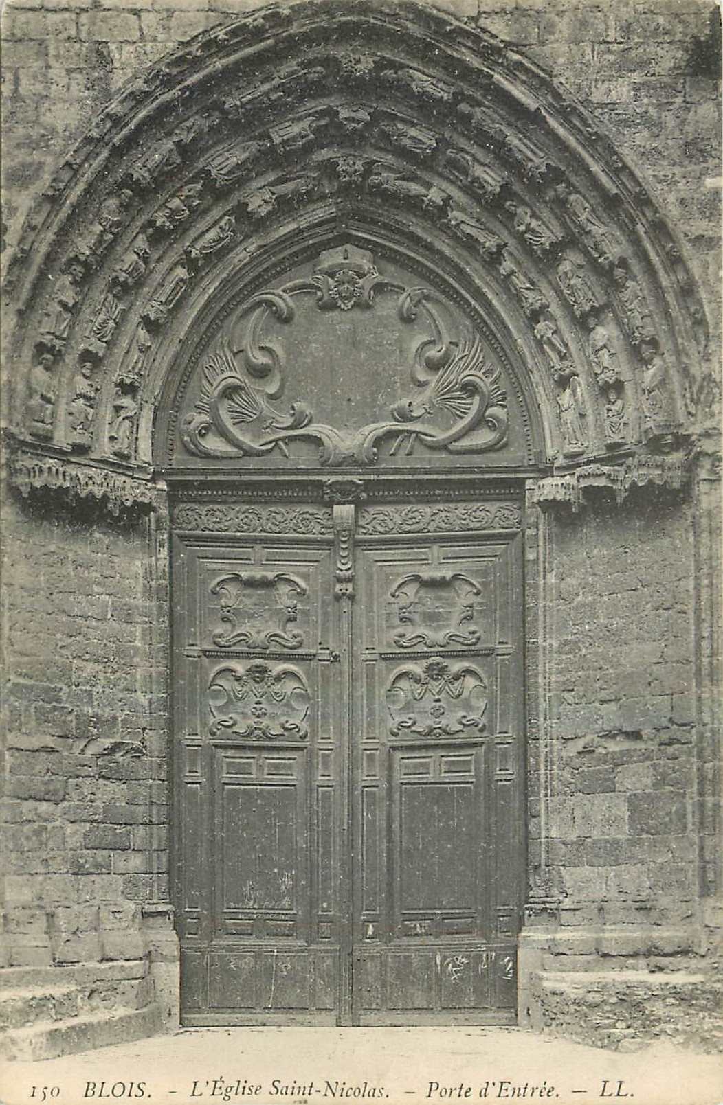 CPA Blois l'Eglise Saint Nicolas Porte d'Entree