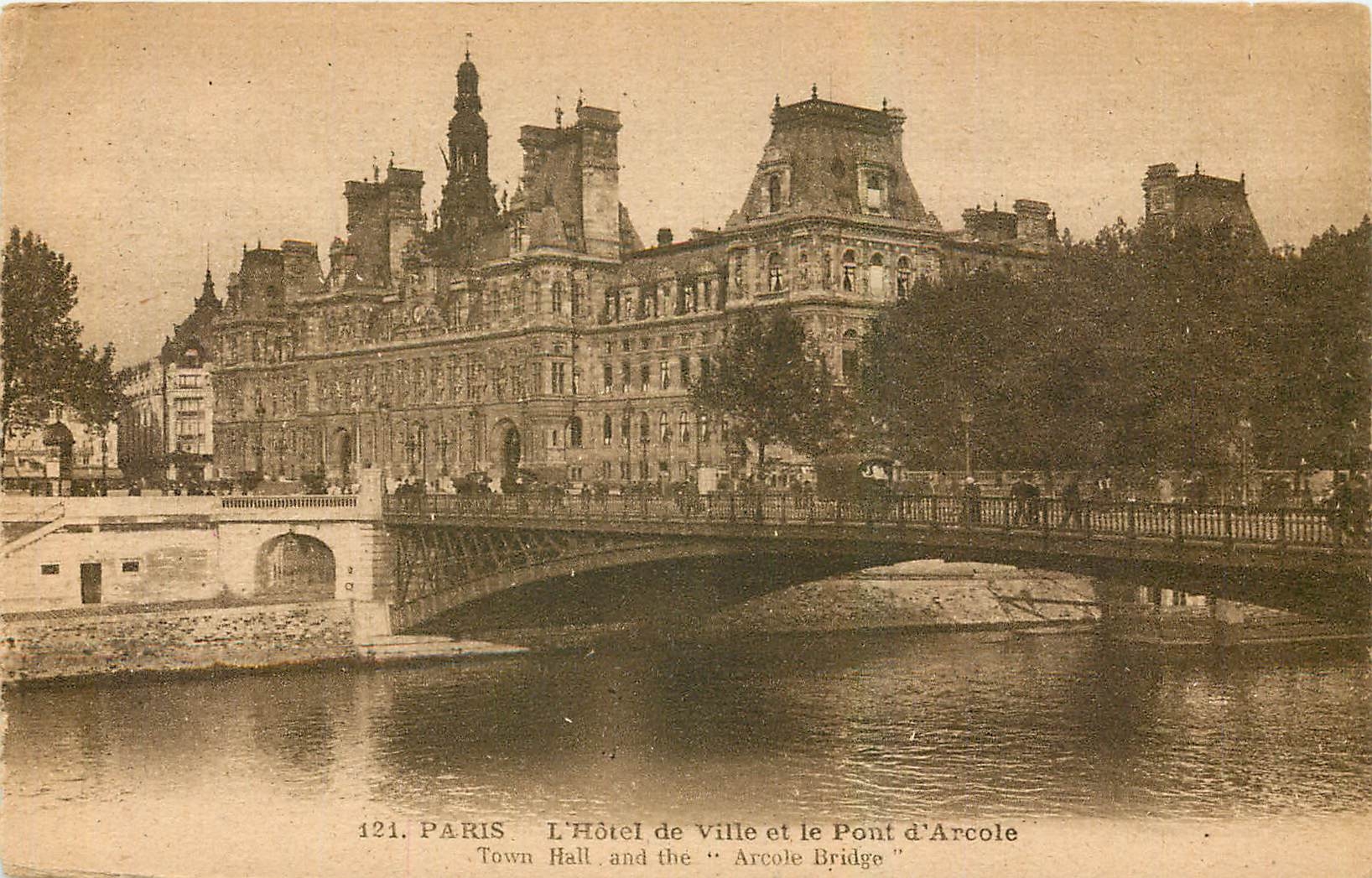 CPA Paris L'Hotel de Ville et le Pont d'Arcole